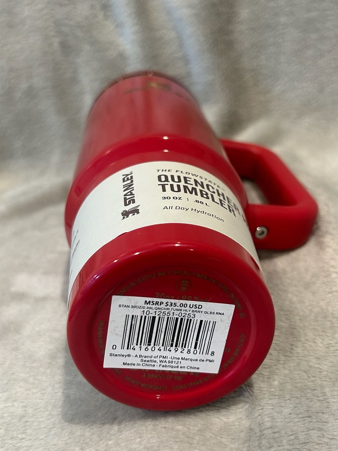 Stanley Quencher H2.0 Tumbler 30 oz Red and Gold 3