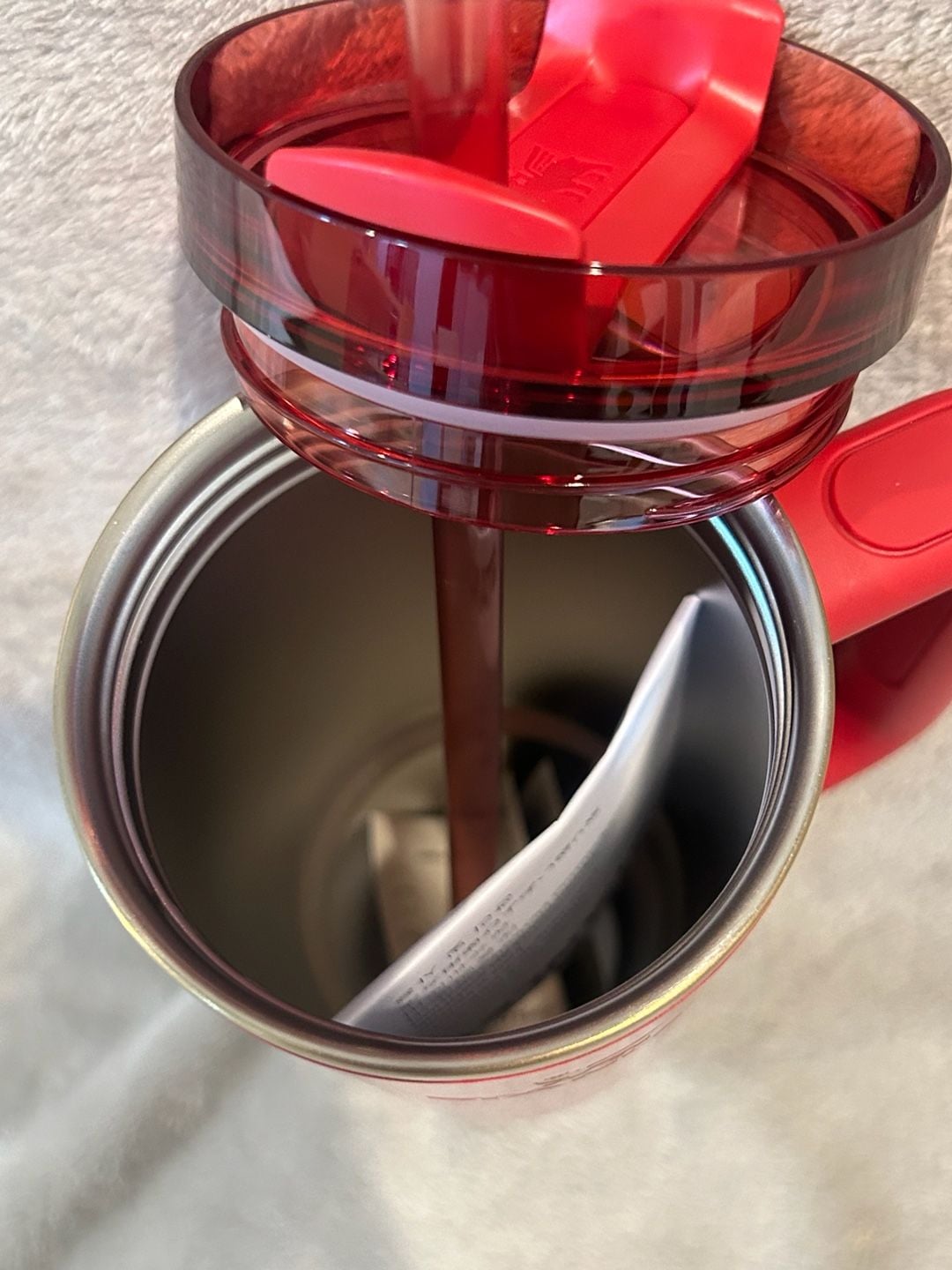 Stanley Quencher H2.0 Tumbler 30 oz Red and Gold 4