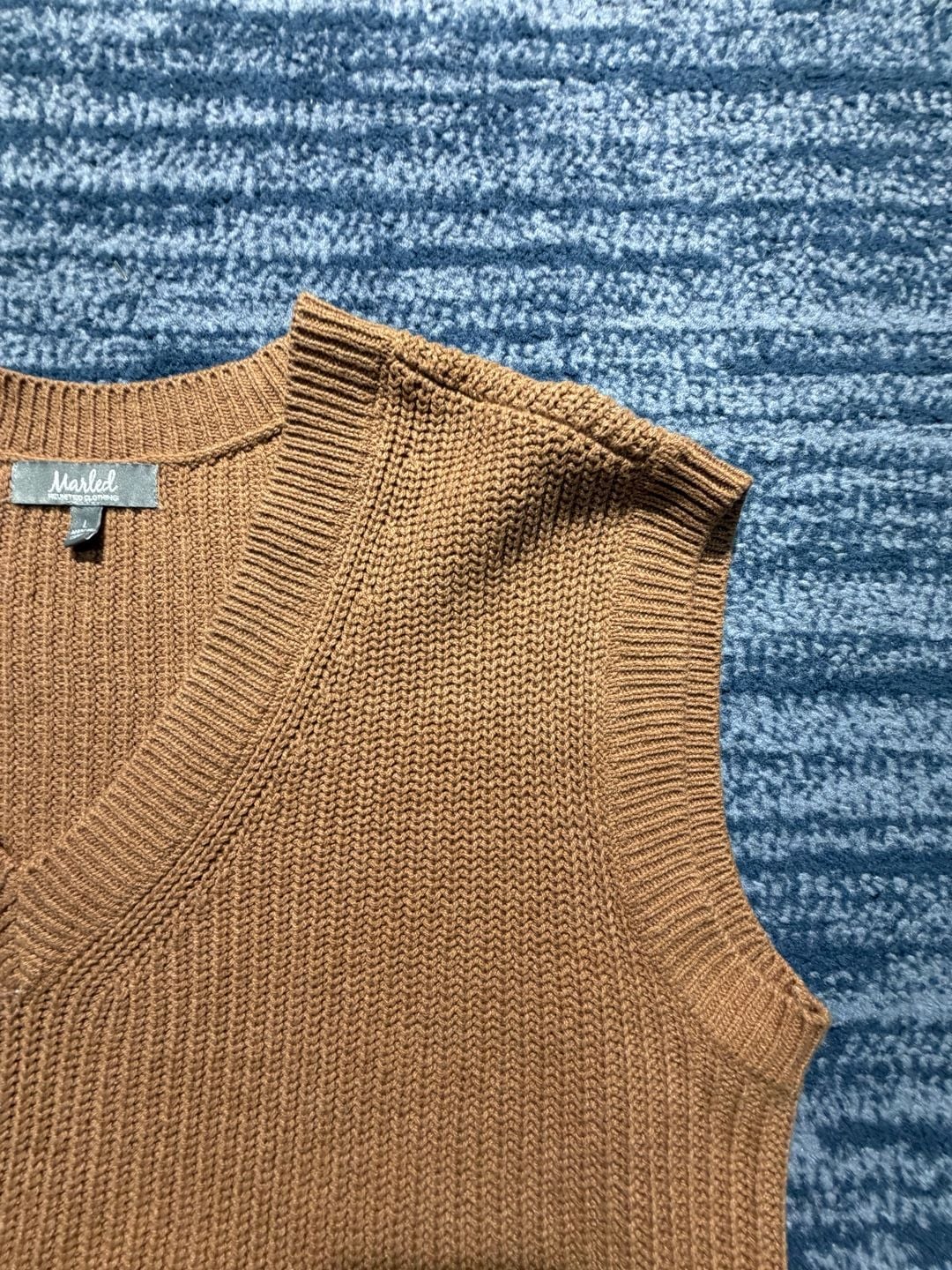 Marled Reunited Clothing V-Neck Sweater Vest Size L Brown Ribbed 7