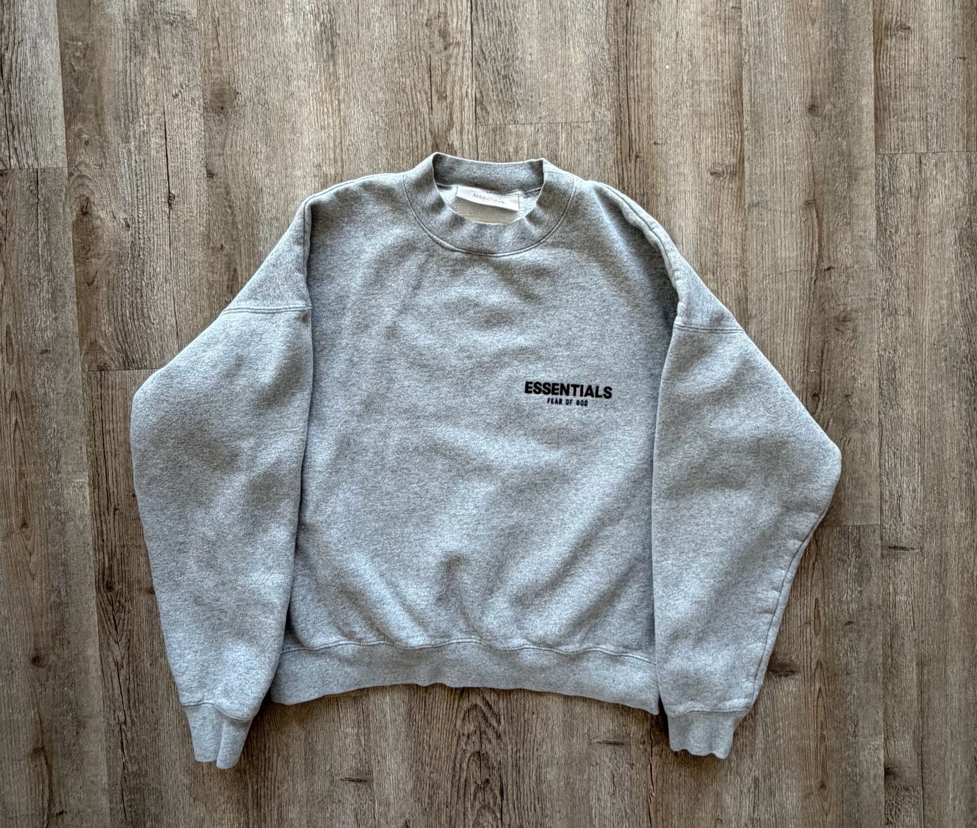 Fear of God ESSENTIALS Oversized Crewneck Sweatshirt – Heather Gray 3
