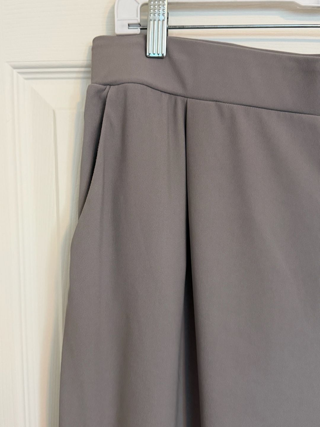 Halara Grey Wide Leg Pants 4