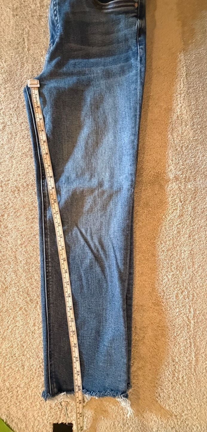 KUT From The Kloth Straight Leg Jeans Size 8 Blue Denim 8