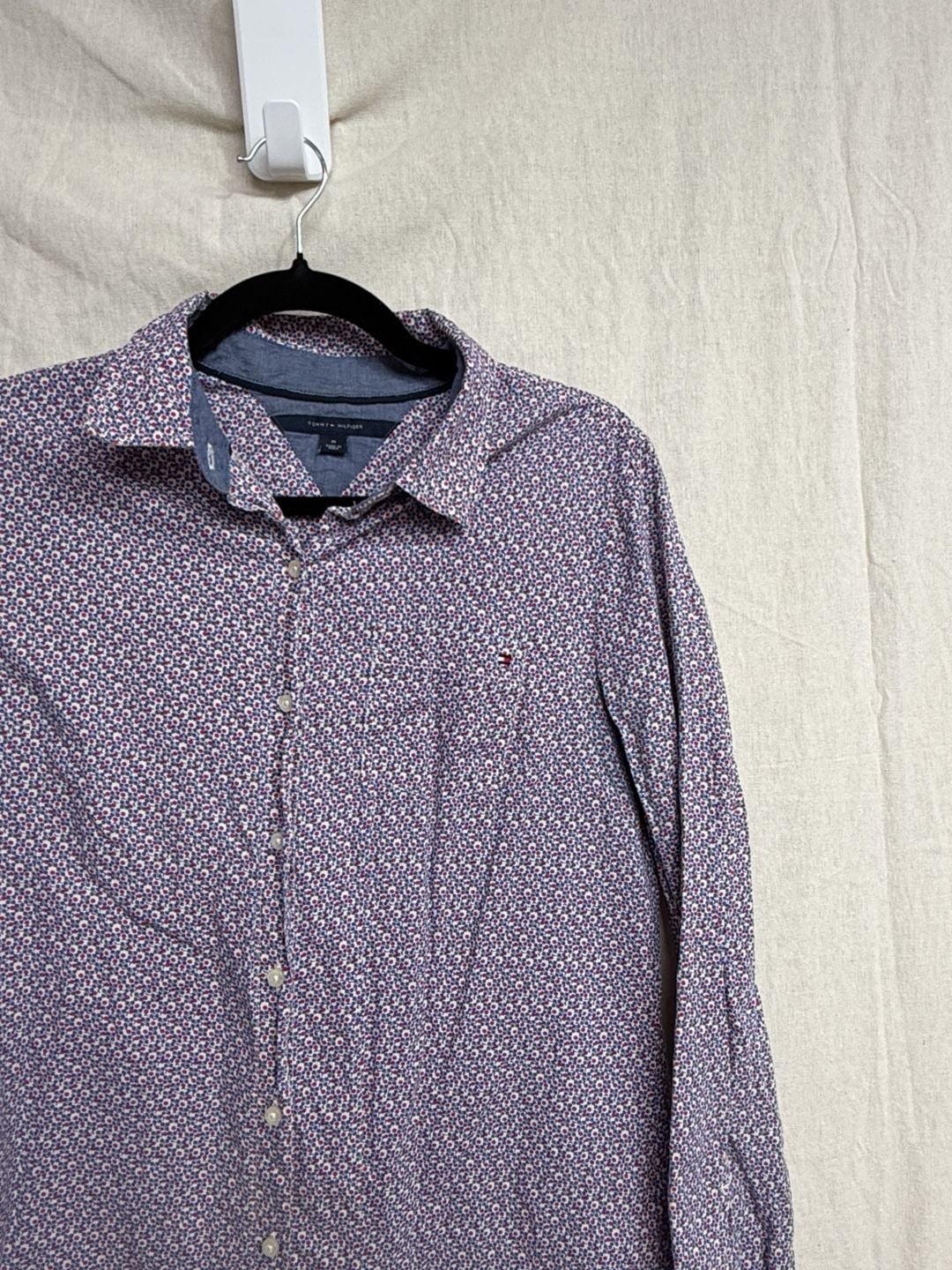 Tommy Hilfiger Floral Long Sleeve Button-Down Shirt Size M 3