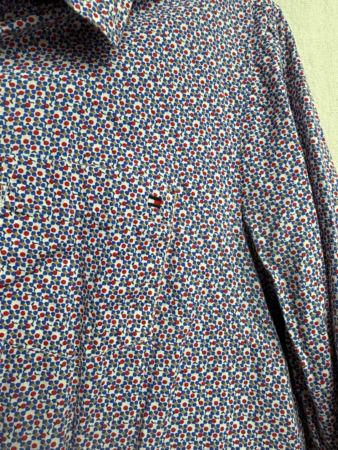 Tommy Hilfiger Floral Long Sleeve Button-Down Shirt Size M 4