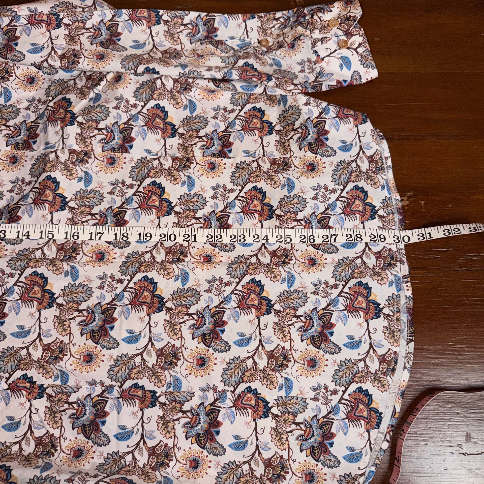 Brass Monkey Long Sleeve Button-Up Shirt Floral Print Size M 6