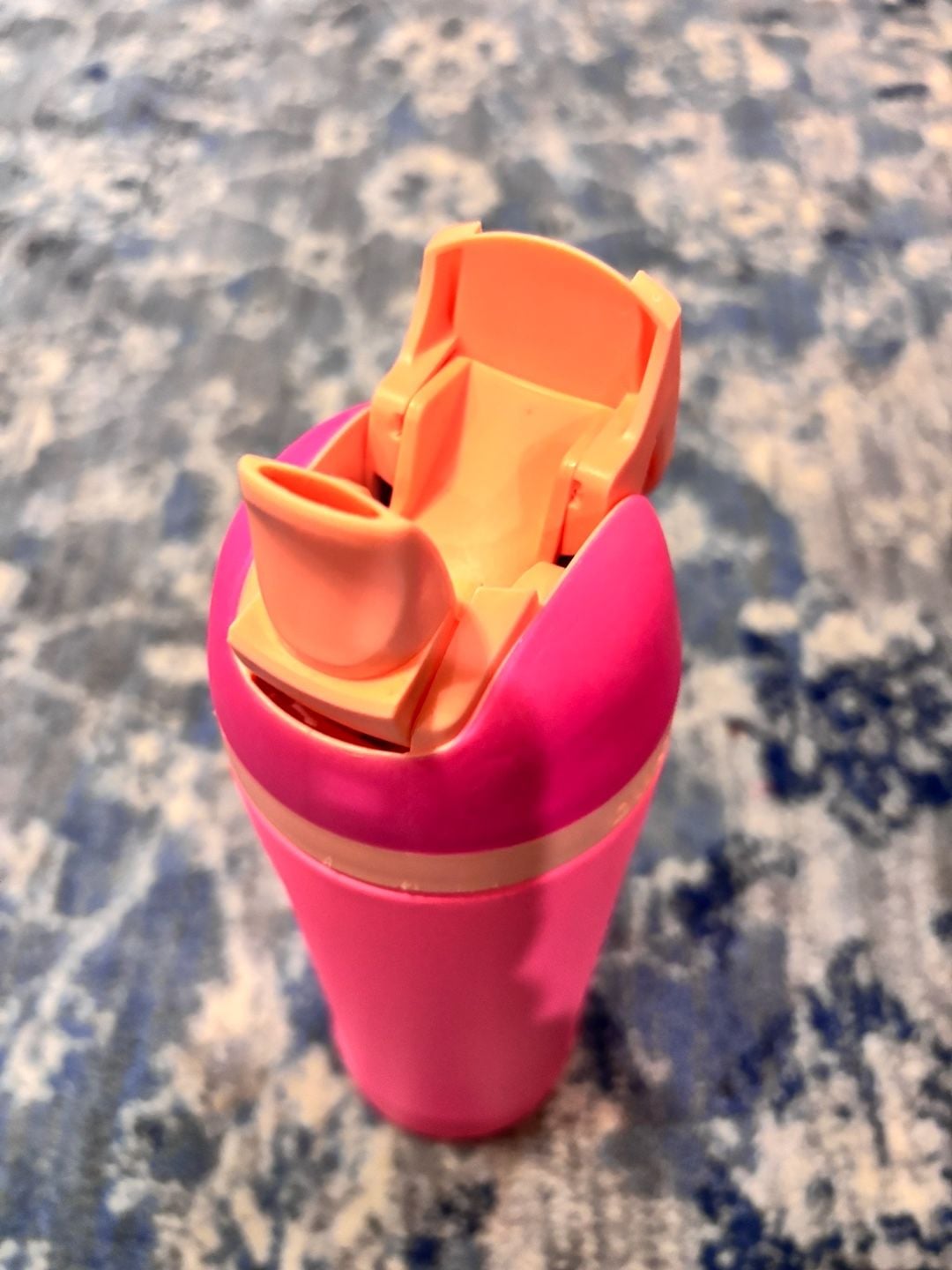 Owala FreeSip Water Bottle 24 oz Pink Orange 2