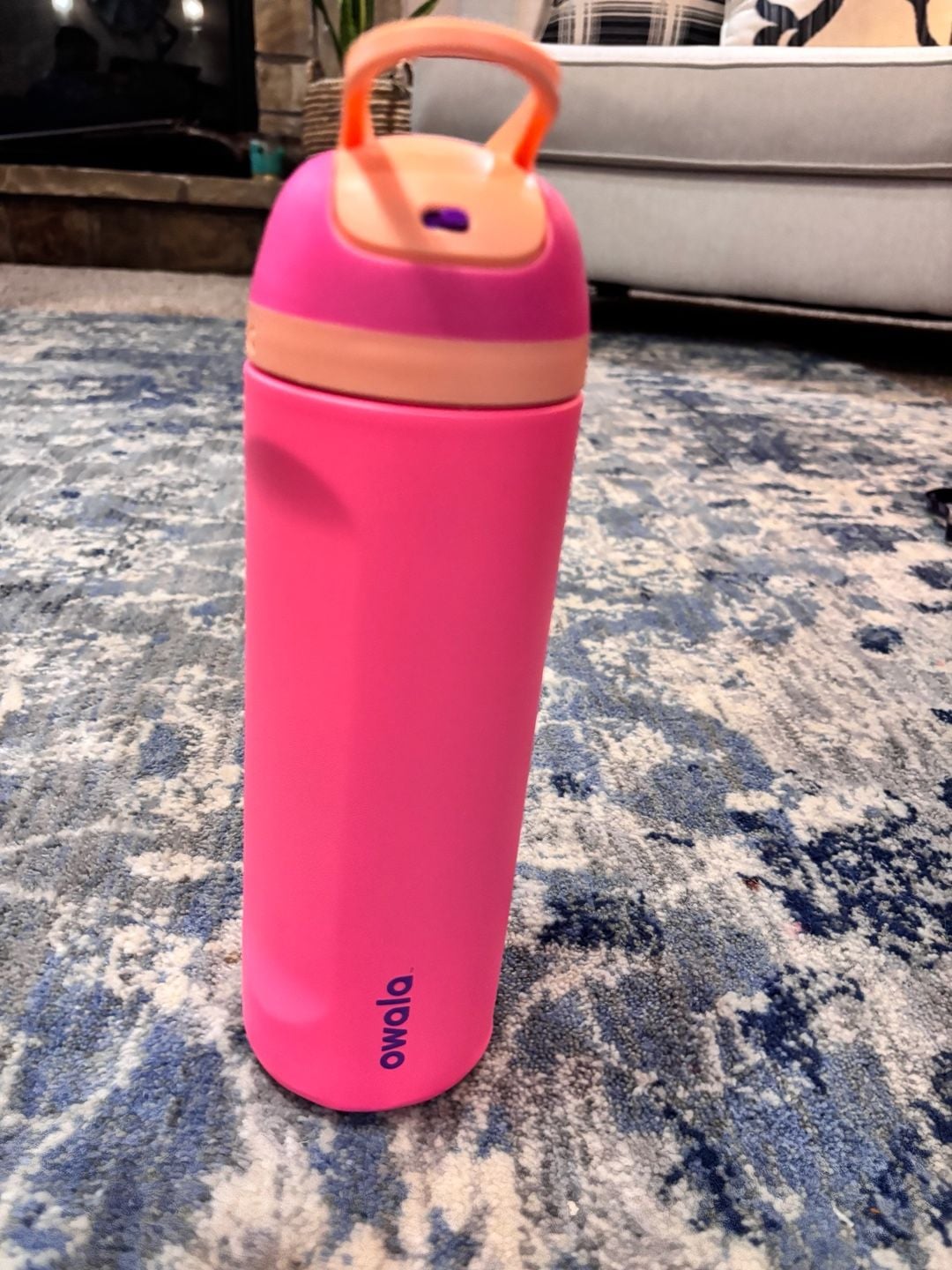 Owala FreeSip Water Bottle 24 oz Pink Orange 4