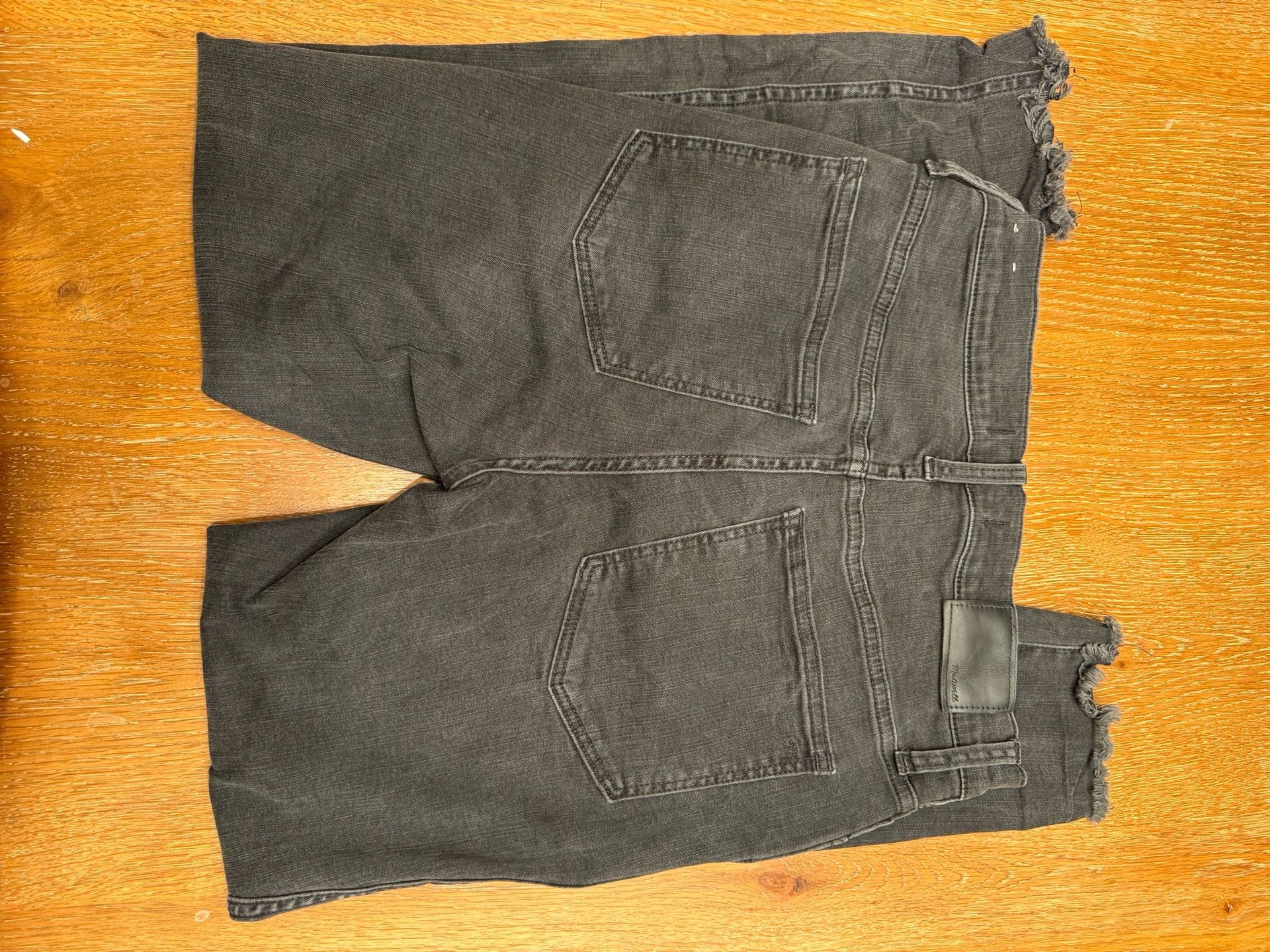 Madewell Skinny Jeans Black Button-Front Raw Hem 4