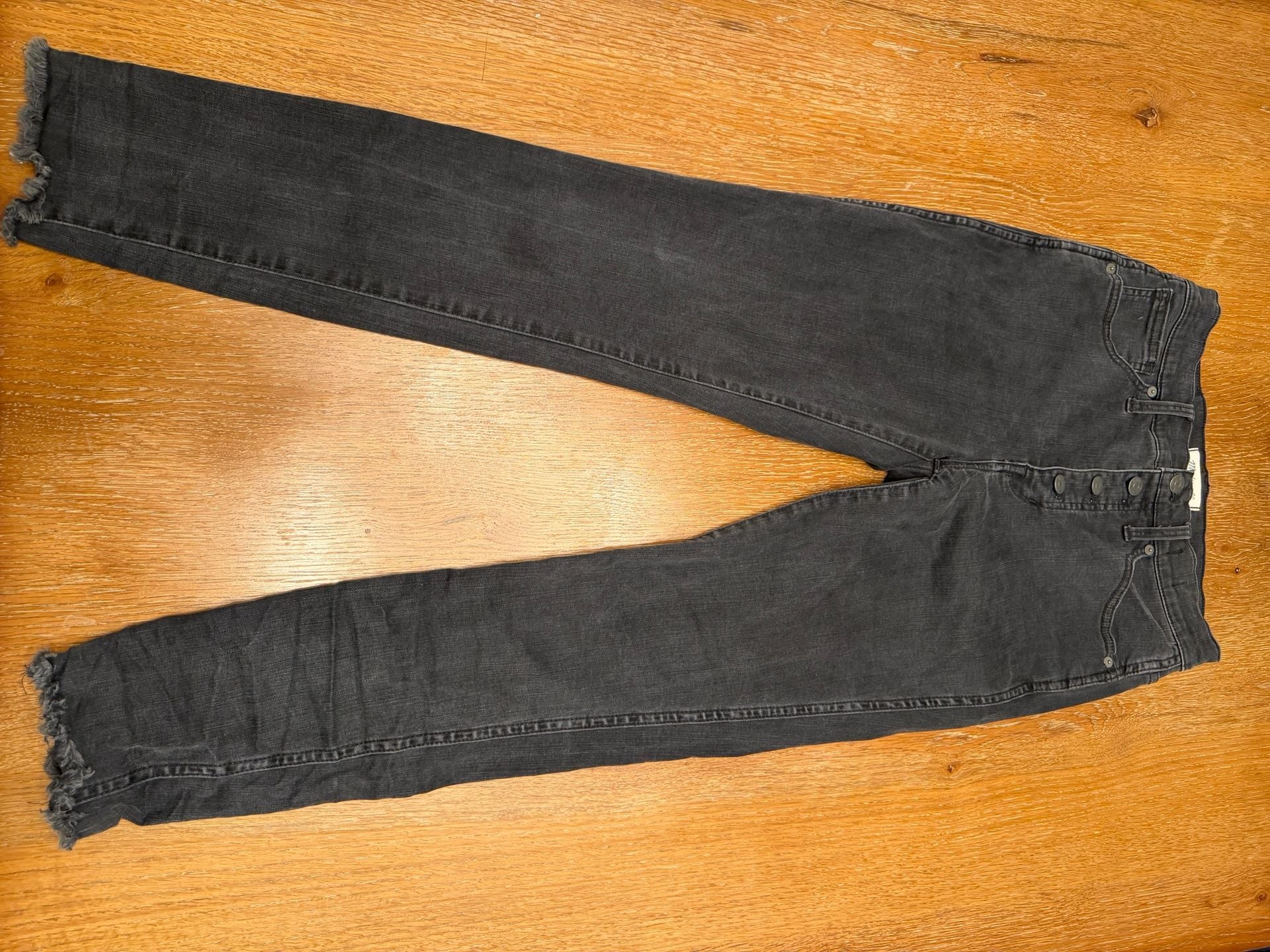 Madewell Skinny Jeans Black Button-Front Raw Hem 5