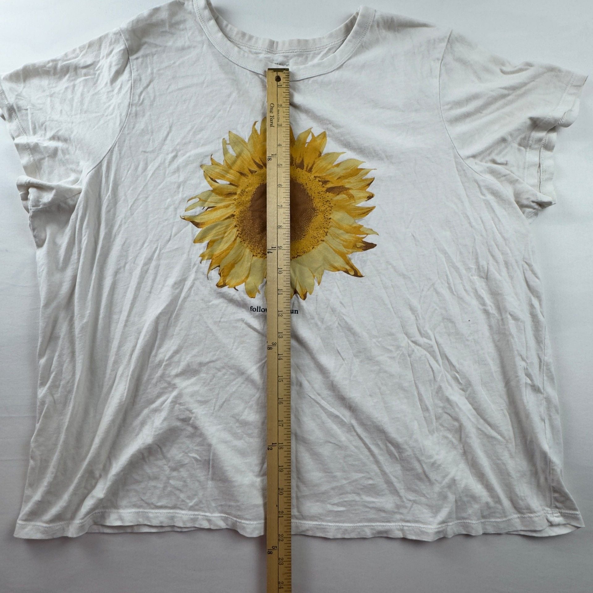 Graphic T-Shirt White Sunflower Follow The Sun 4