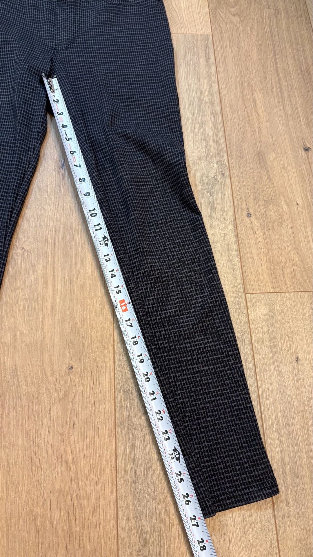 Seven7 Houndstooth Pull-On Pants Size M Black Gray Slim Leg 6