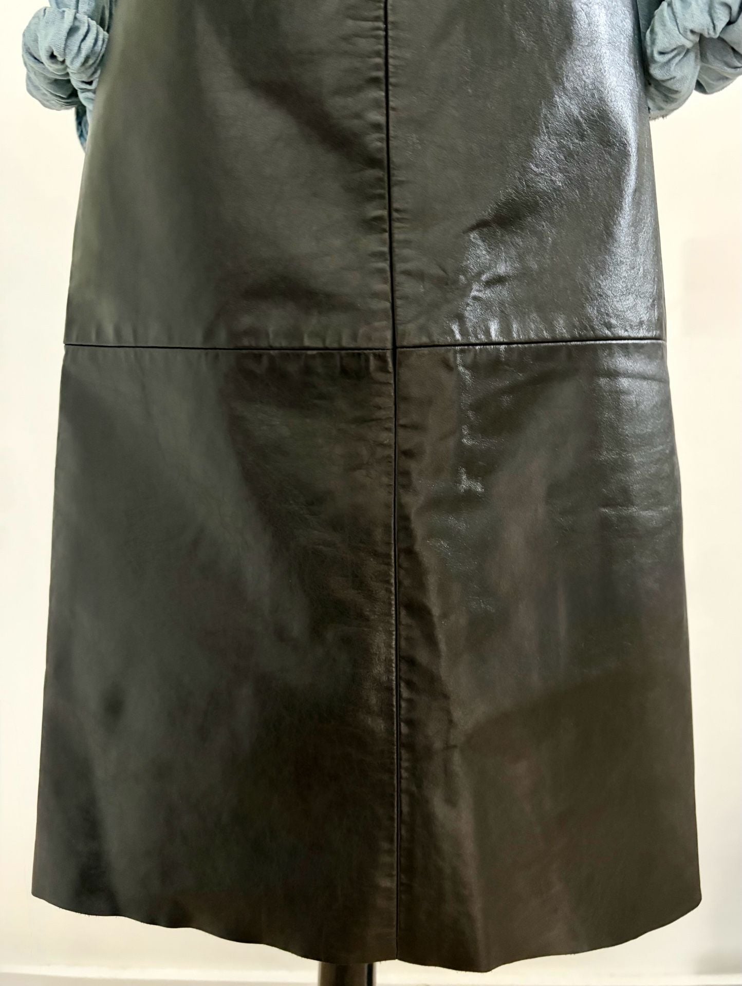 Vintage 2000 Y2K Black Real Leather Midi Skirt by Gap 4