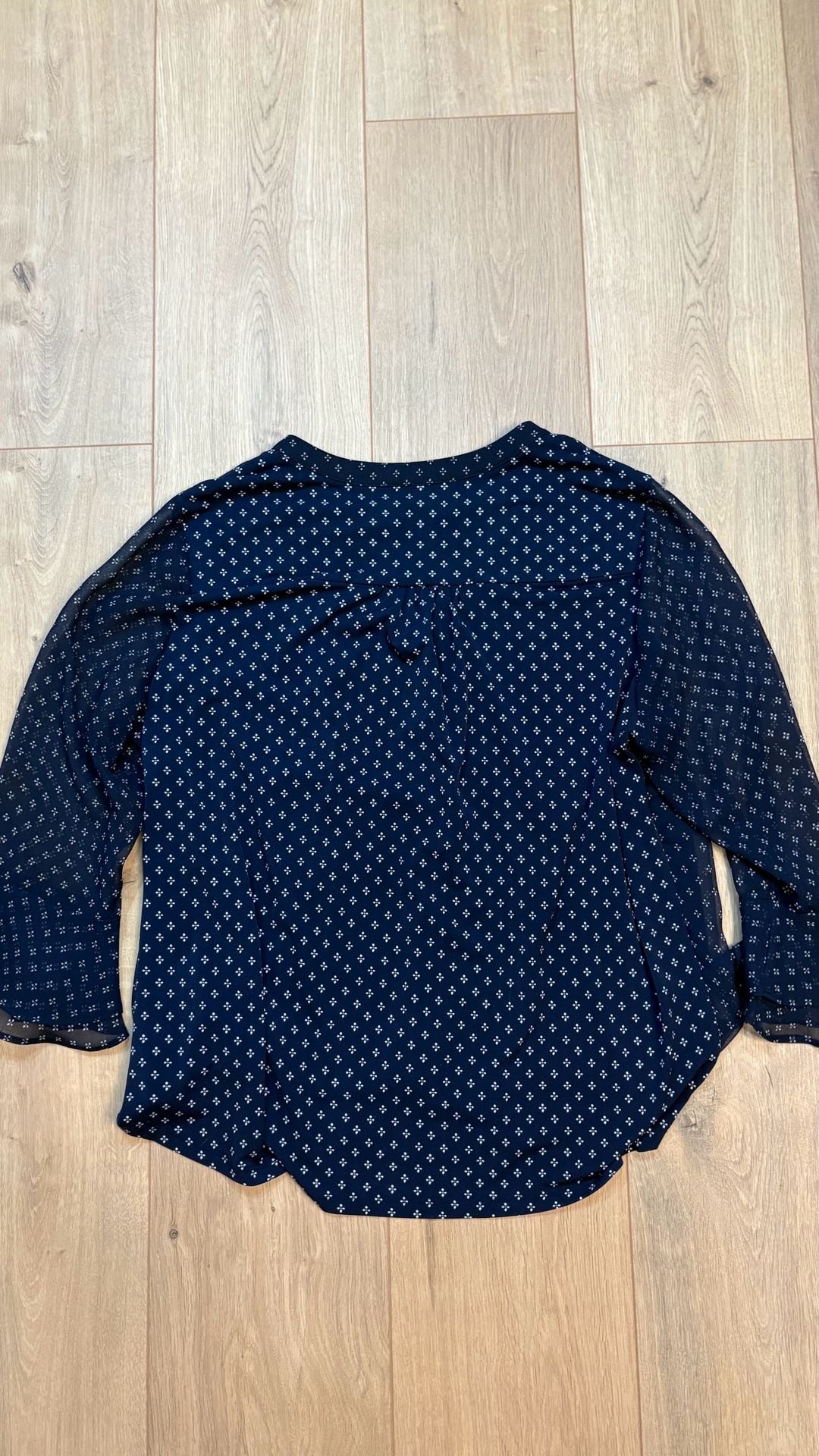 Charter Club Pleated V-Neck Blouse Size PL Navy Blue 6