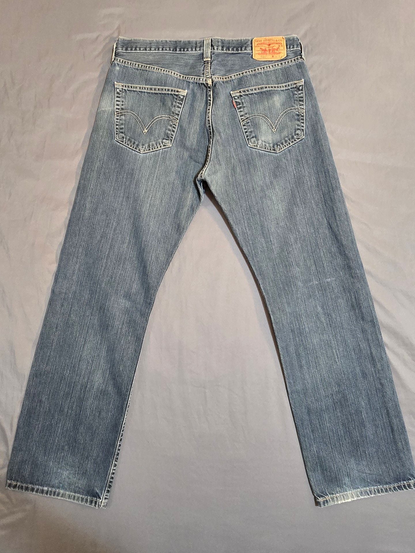Levi's 501 Straight Leg Jeans 34x30 Blue Denim Button Fly 2