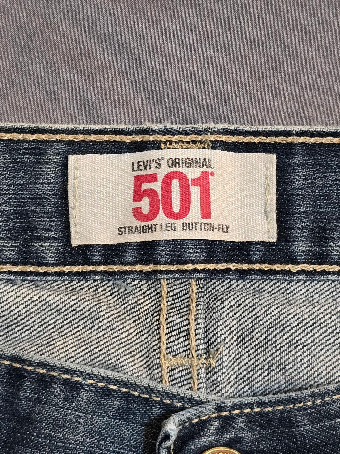 Levi's 501 Straight Leg Jeans 34x30 Blue Denim Button Fly 3