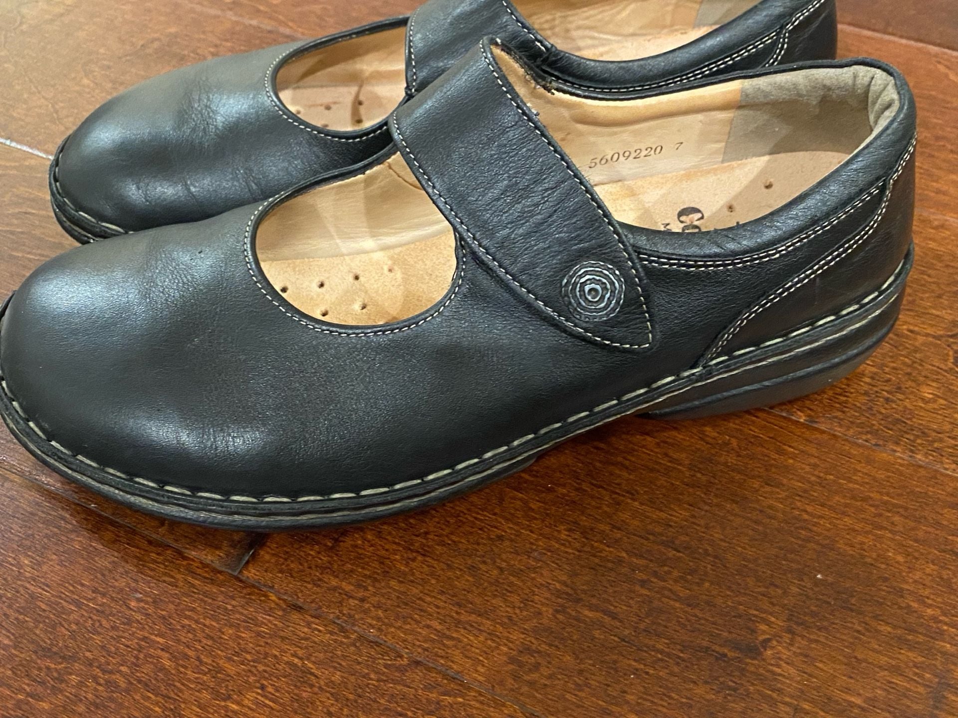 Finn Comfort Mary Jane Shoes Size 42 Black Leather 4