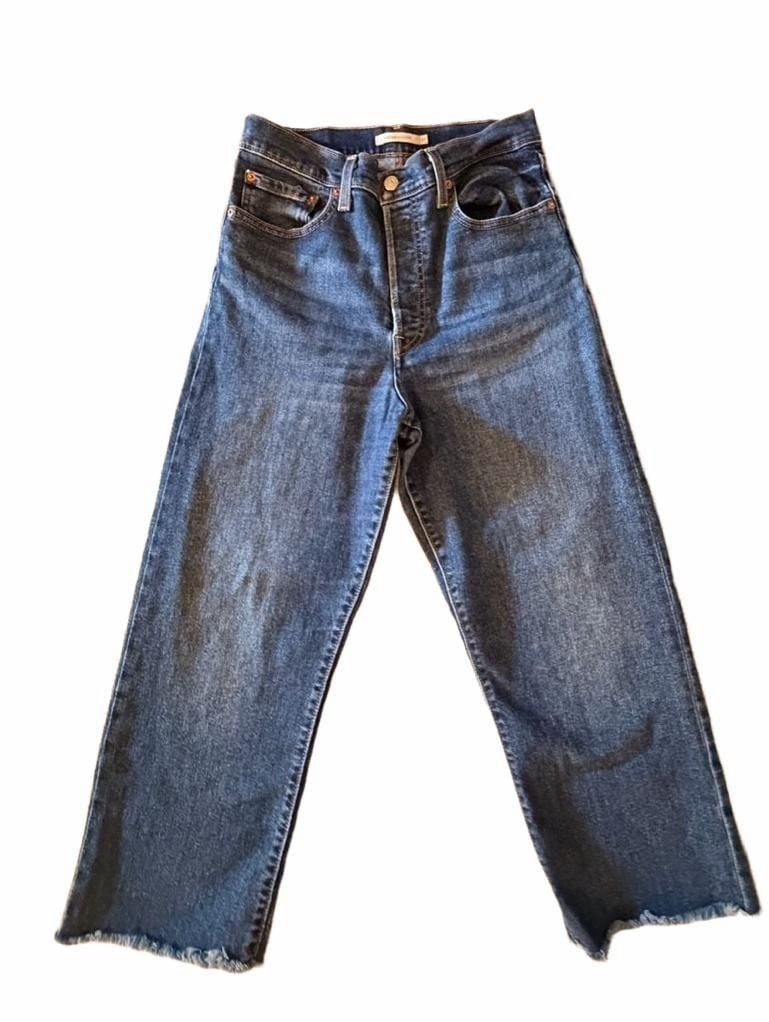 Levi's Ribcage Straight Jeans Size 30 Raw Hem Dark Wash 2