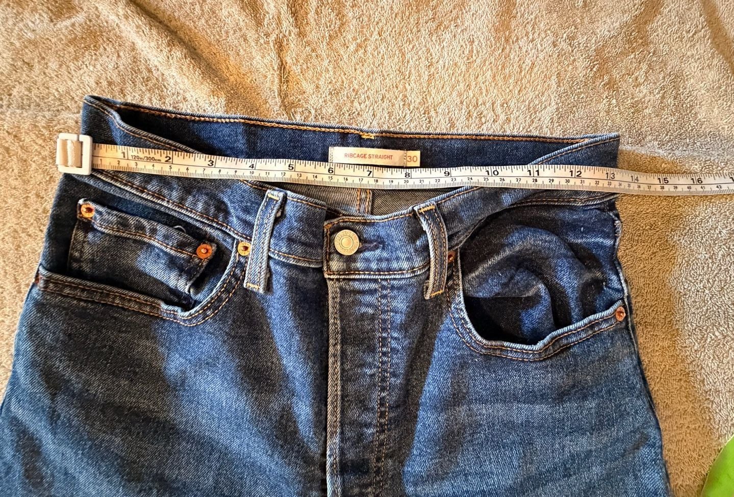 Levi's Ribcage Straight Jeans Size 30 Raw Hem Dark Wash 5