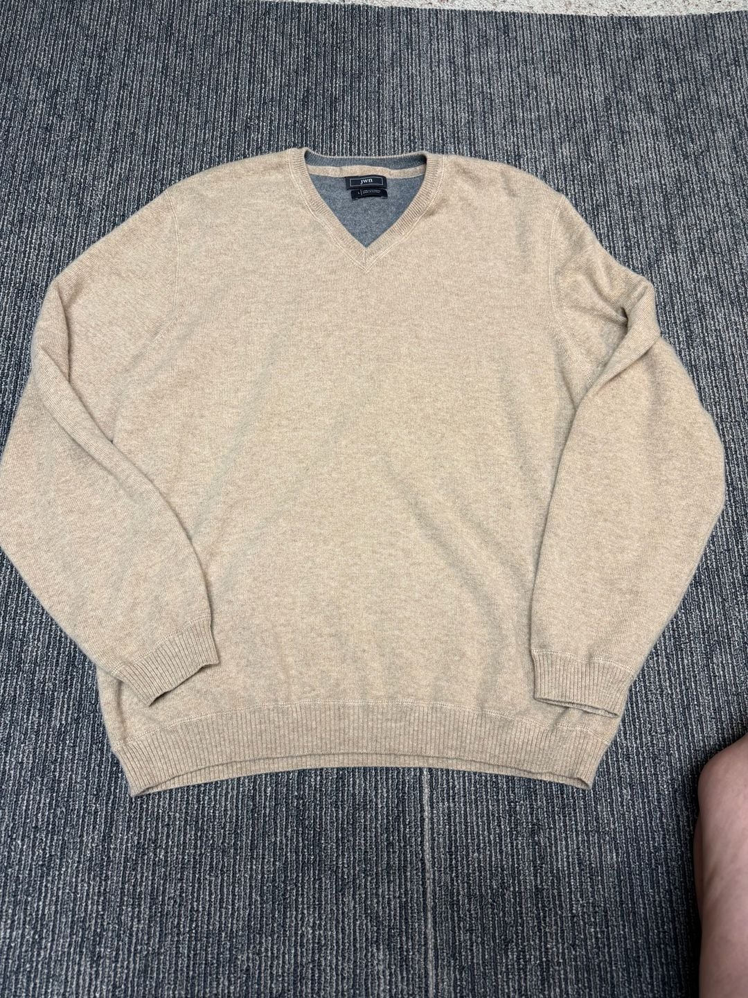 JWN V-Neck Cashmere Sweater Size L Tan 2