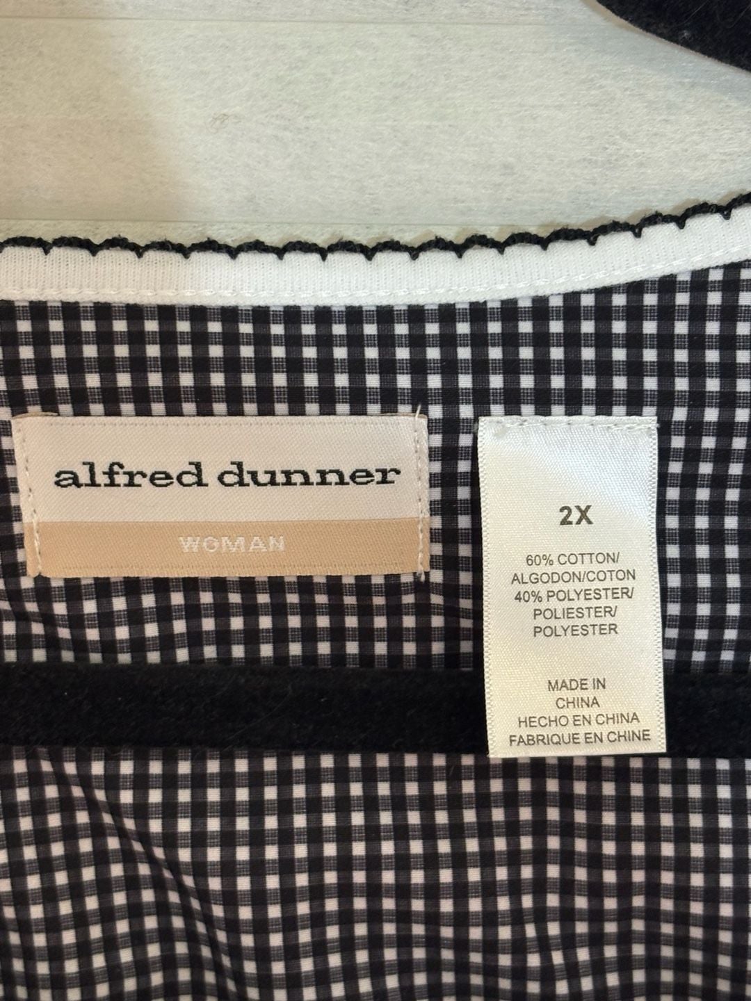 Alfred Dunner Embroidered Top Size 2X White Black 3