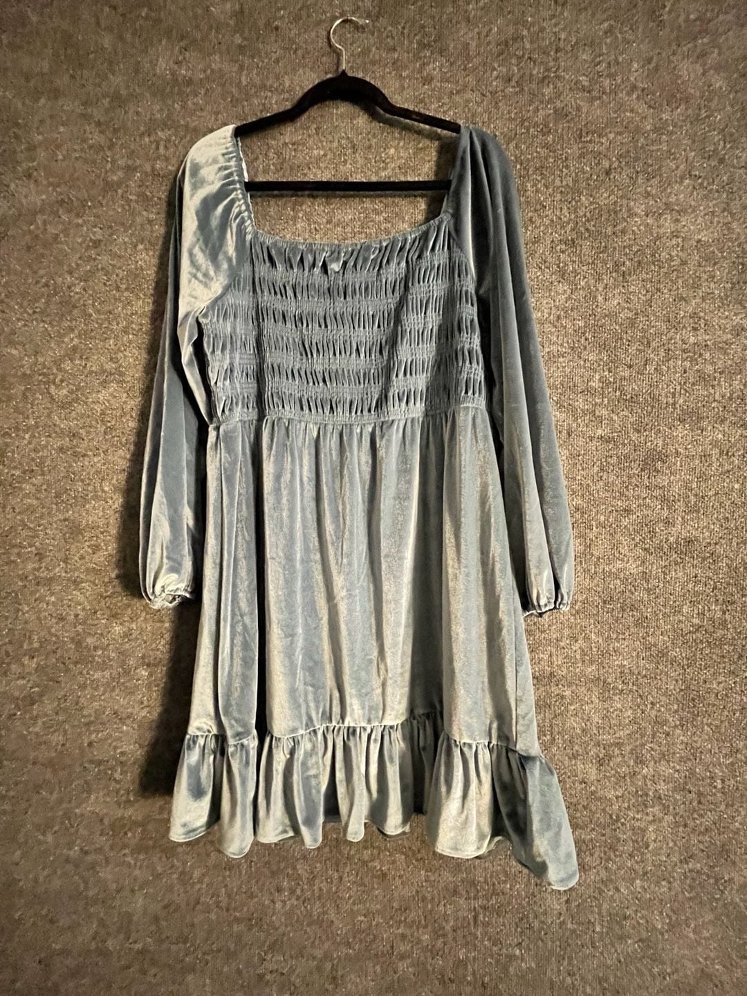 LC Lauren Conrad Velvet Dress Size XL Blue Long Sleeve Smocked Ruffle Hem 003-175 6