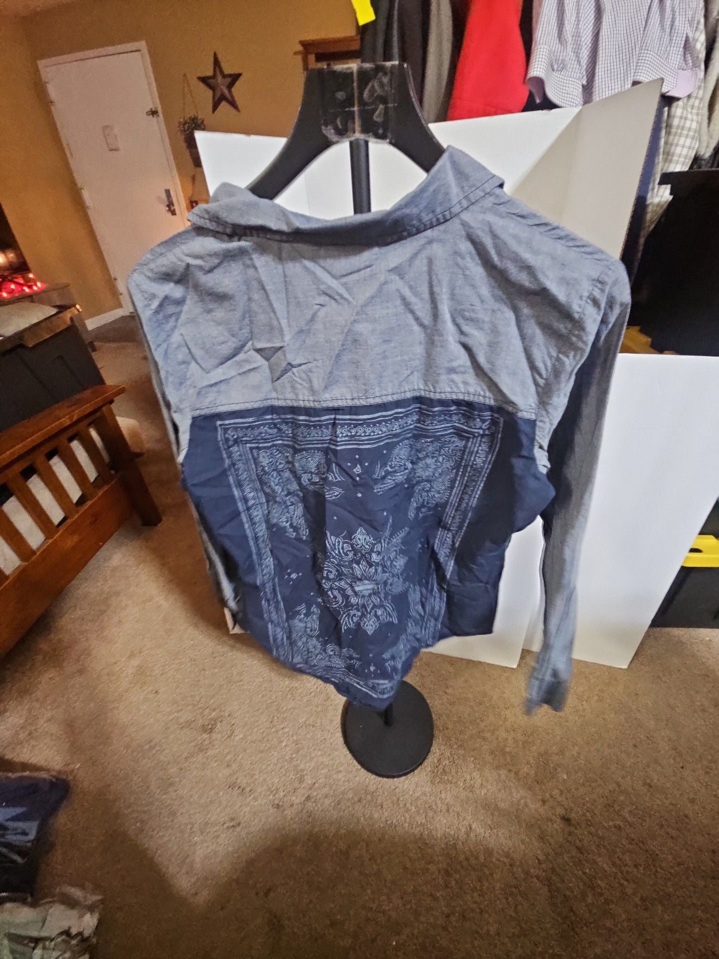 Product thumbnail 3