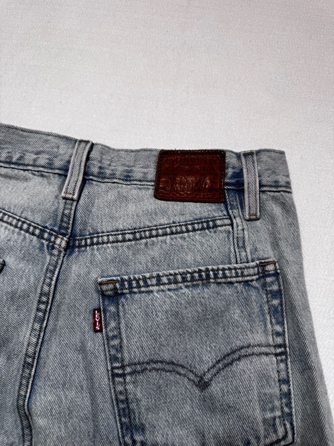 Levi’s Ribcage Wide Leg Jeans Women’s Size 25 Light Wash Blue Denim 10