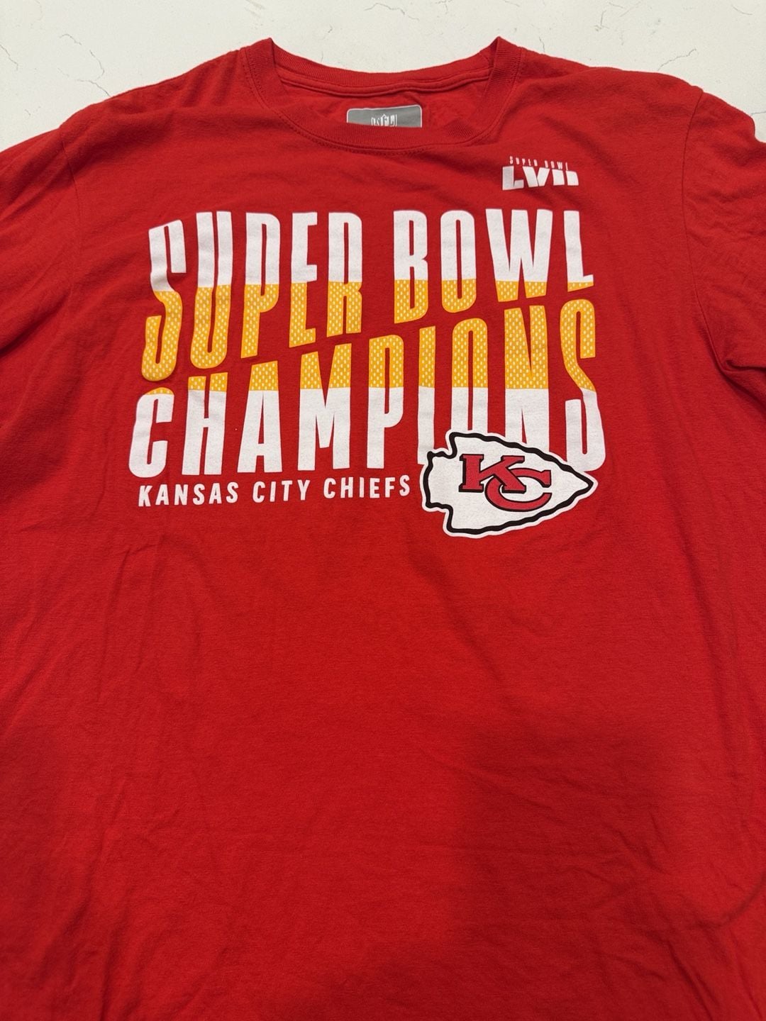 NFL Kansas City Chiefs Super Bowl LVII Champions Long Sleeve Shirt Medium 5