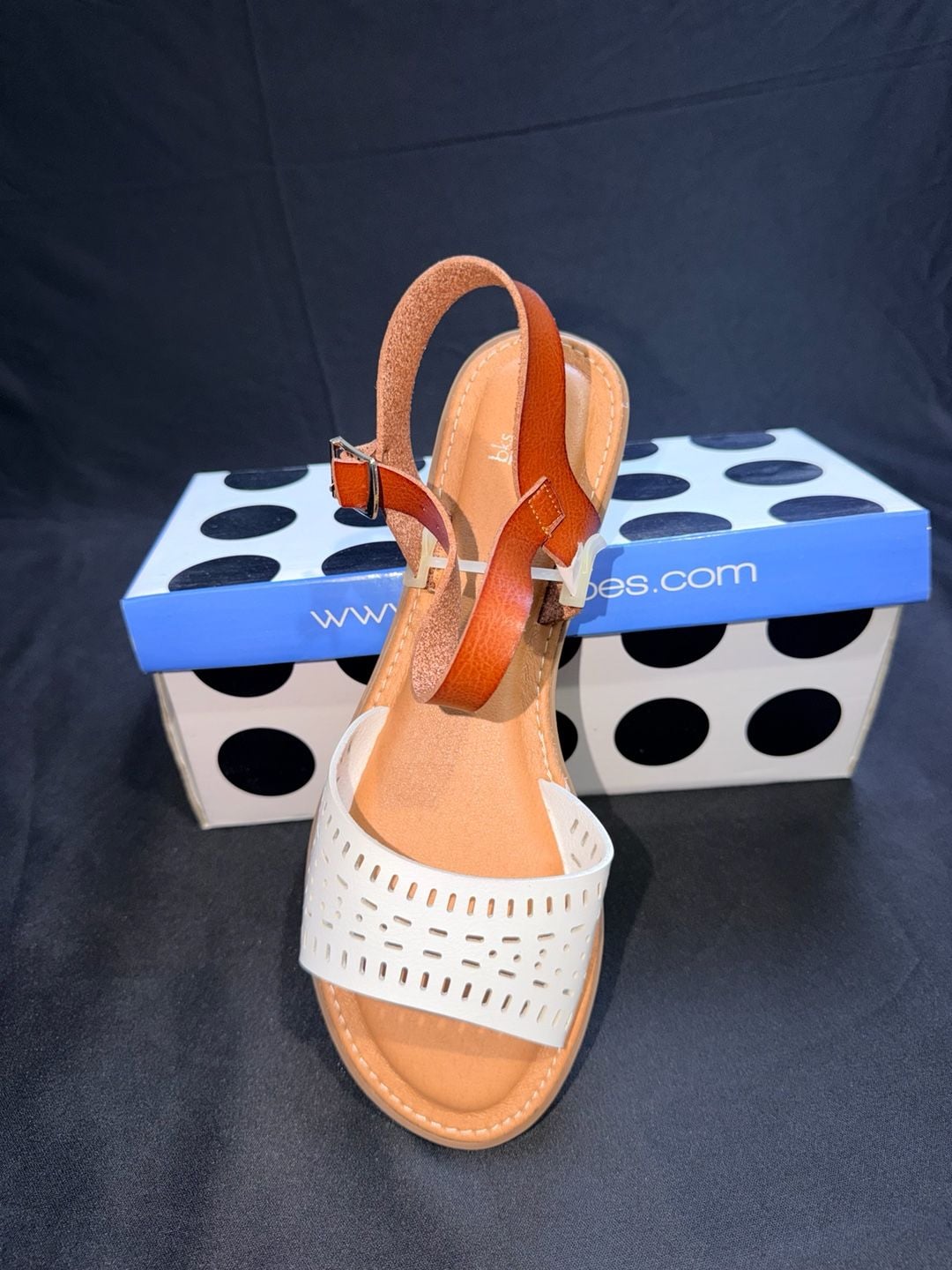 BKS Paca Sandals Size 10M White Brown 3