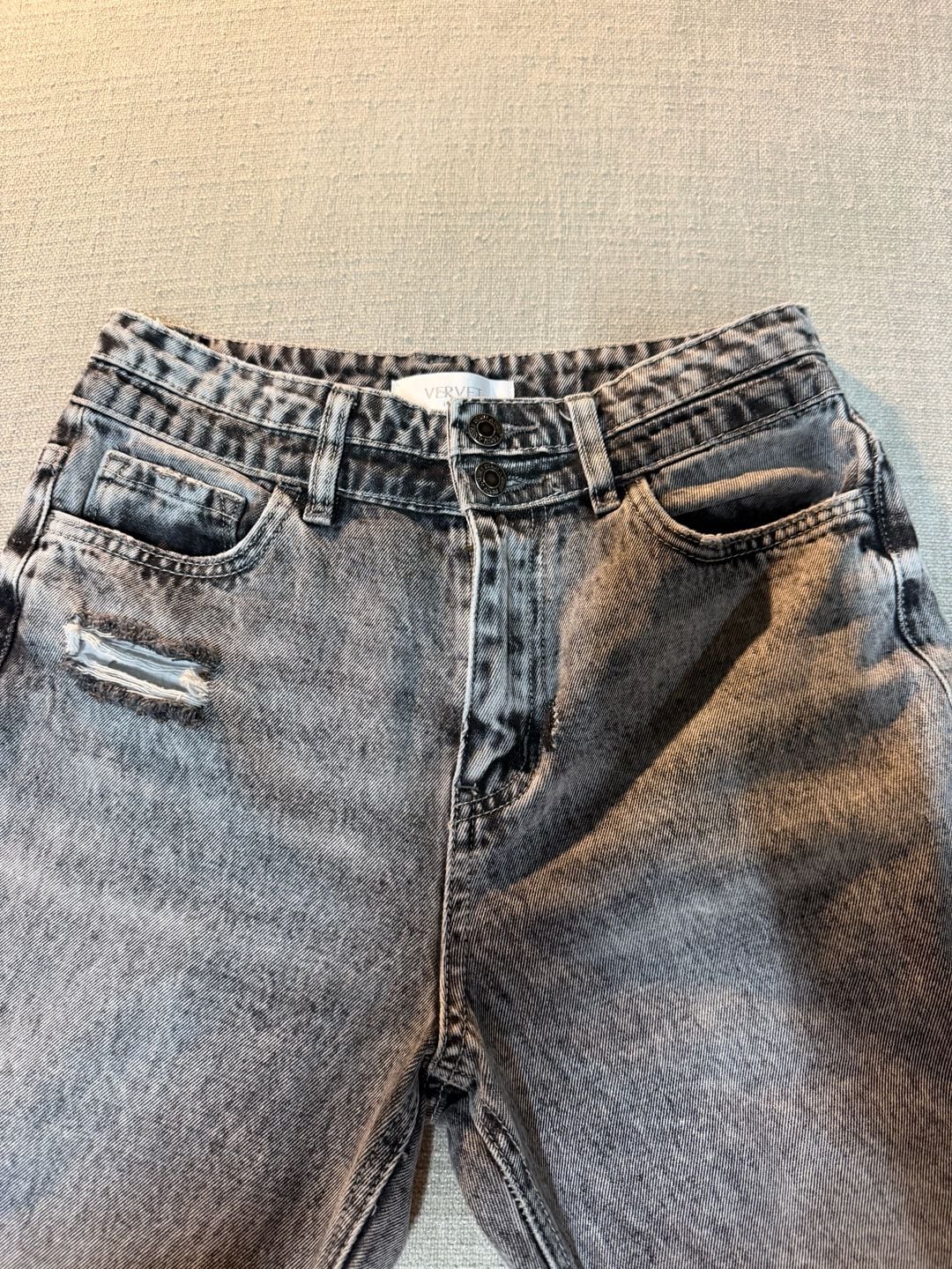 Vervet Blue Jeans T5124 Size 27 Acid Wash Distressed Raw Hem 3