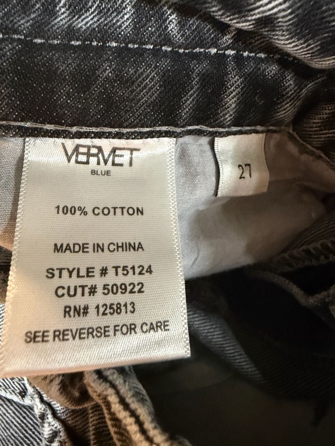Vervet Blue Jeans T5124 Size 27 Acid Wash Distressed Raw Hem 5