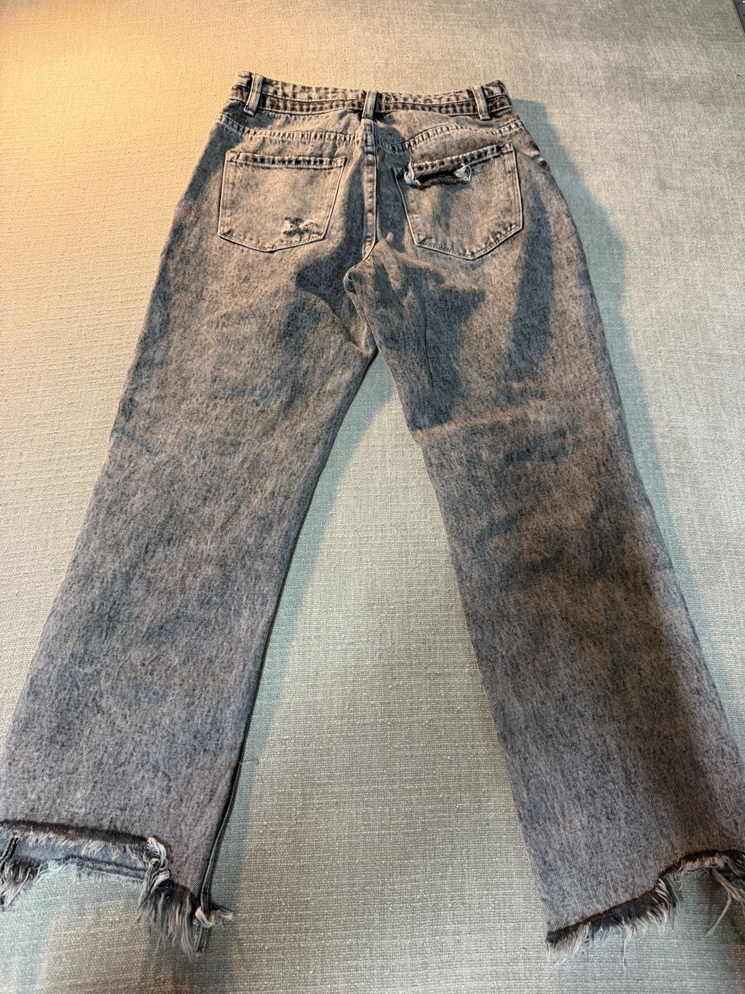 Vervet Blue Jeans T5124 Size 27 Acid Wash Distressed Raw Hem 6