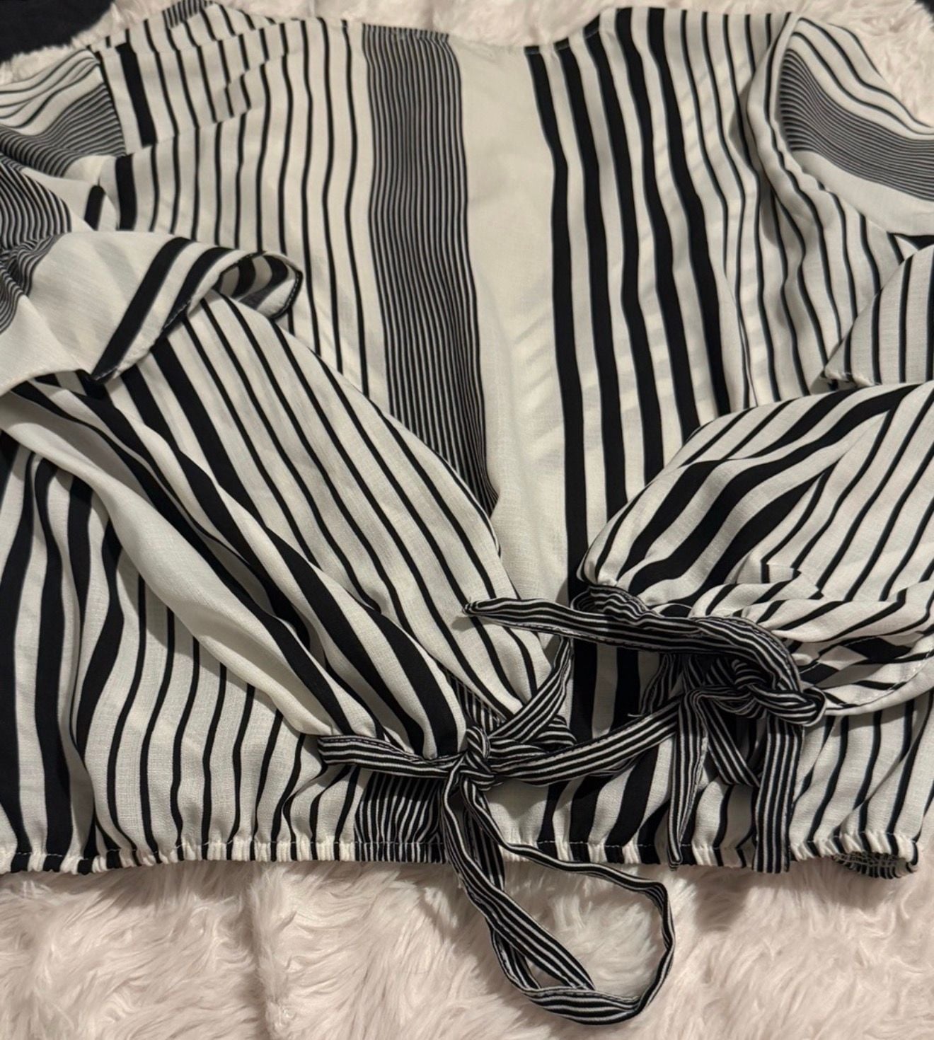 Gianni Bini striped blouse long sleeve with bow detail sz M 6