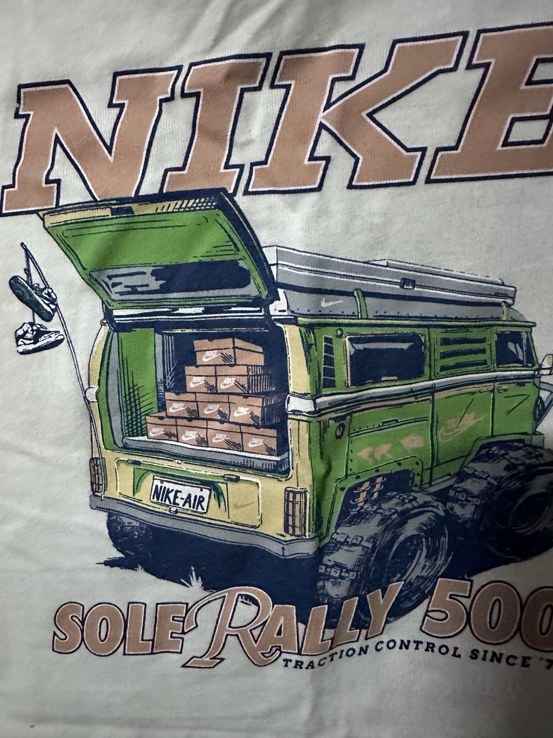 Nike Sole Rally 500 Graphic T-Shirt Size 2T Off-White Kids 4