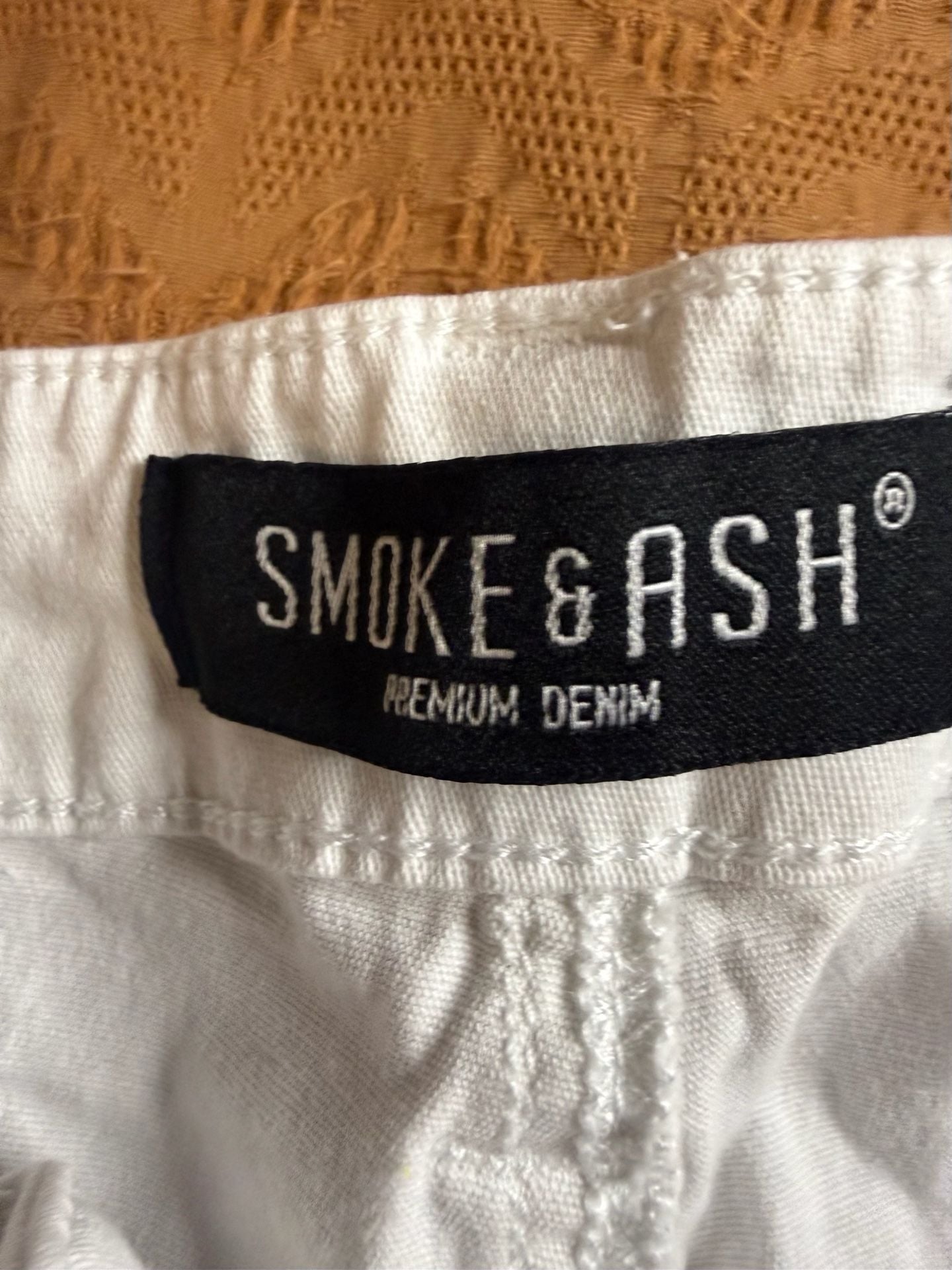Smoke & Ash Distressed Slim Jeans 34x32 White Denim 6