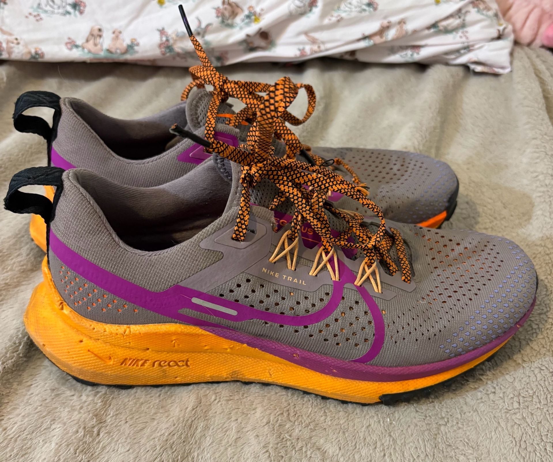 Nike React Pegasus Trail 4 women Size 8.5 Grey Purple Orange 2