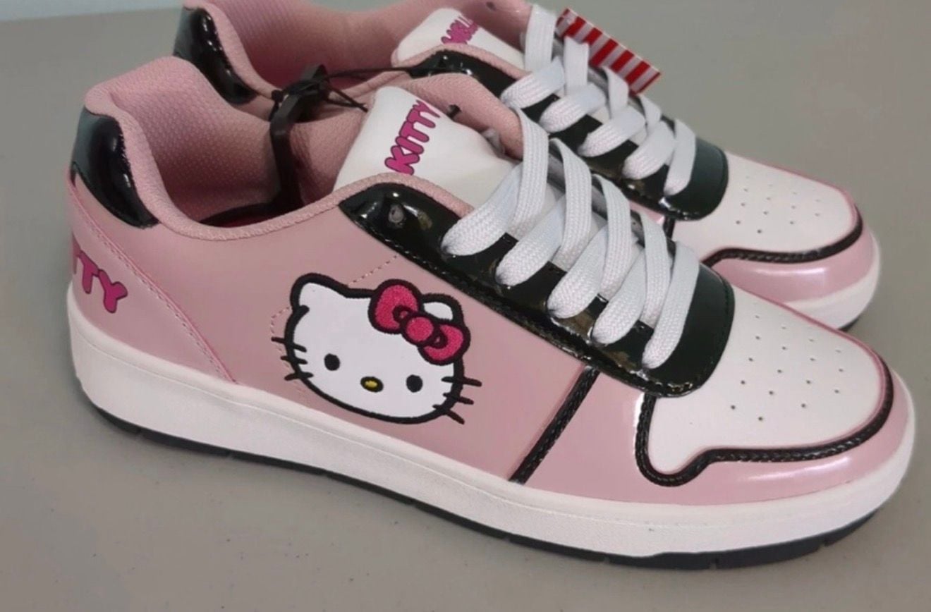 Hello Kitty by Sanrio Women's Pink Casual Court Sneakers, Pink sz11 4