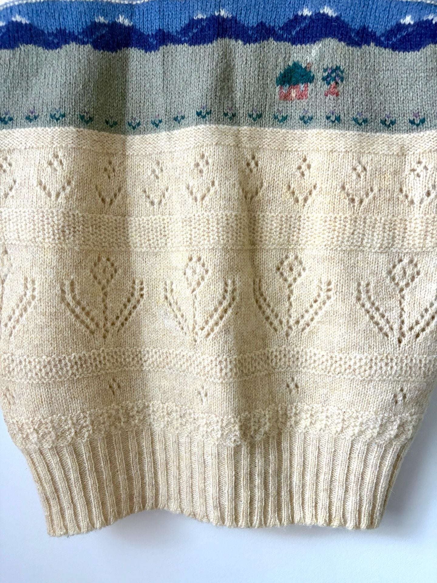 Wool Landscape Scene Sweater Vest Size M Beige Knit Stone Canyon 3