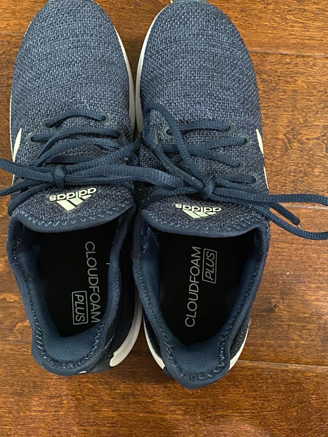 Women’s Adidas Cloudfoam Sneakers Size 8.5 3
