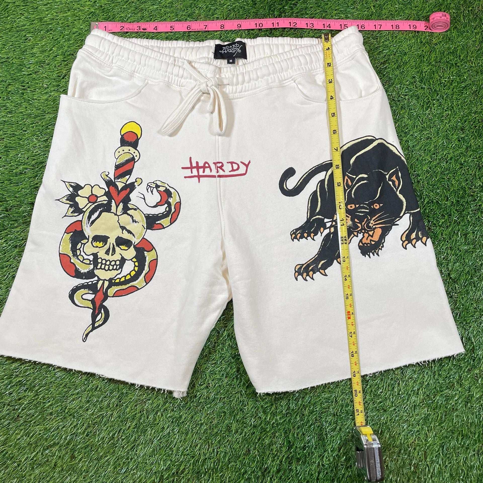 Ed Ed Hardy Sweat Shorts Size M White Tattoo Skull Panther 6