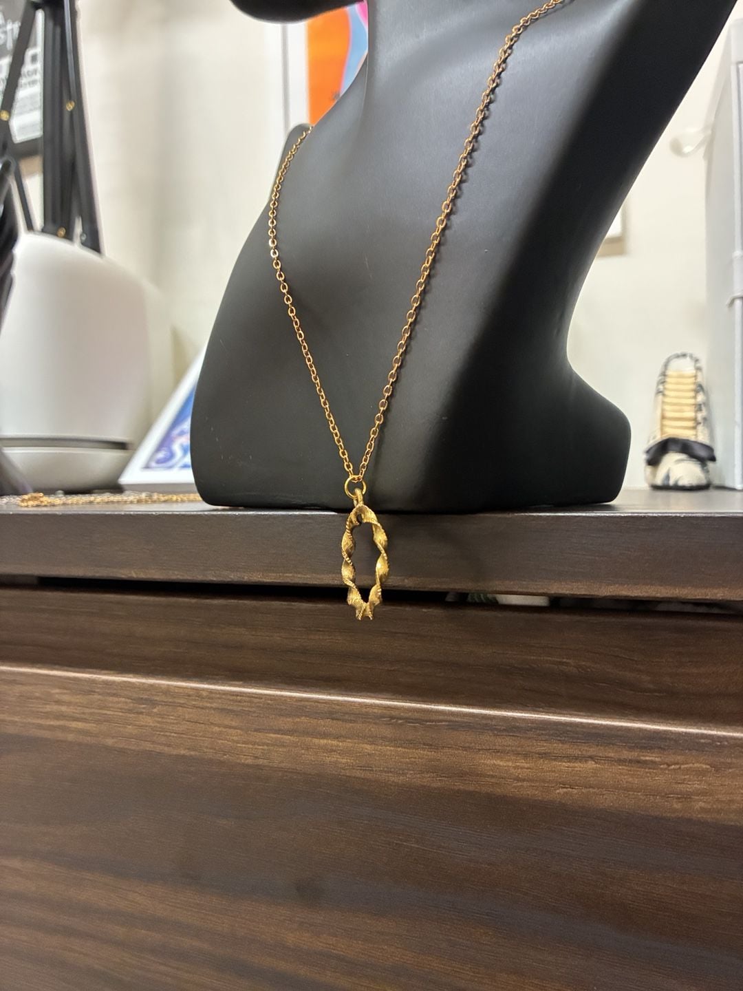 Upcycled Stainless Steel Gold Tone Twisted Circle Pendant Necklace 5