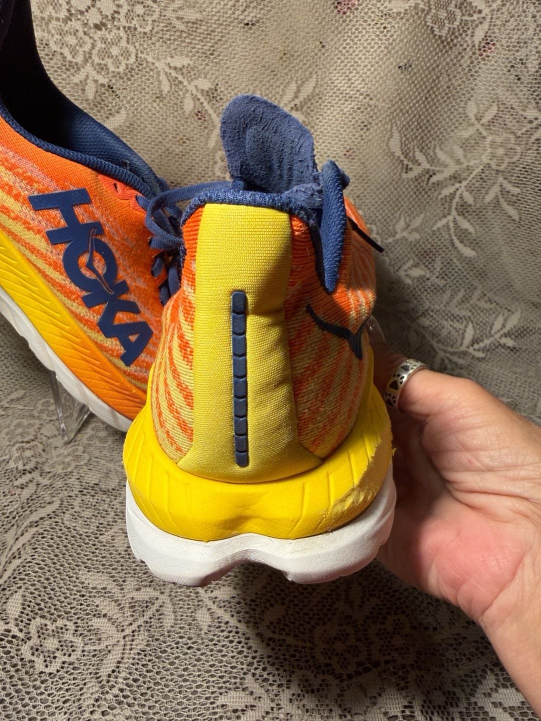 LUS 23 Hoka One One Carbon X Size 9.5 Orange Running Shoes 5