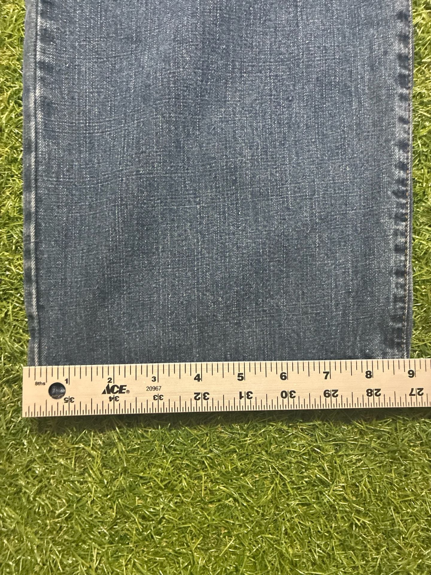 Axist Jeans Relaxed Straight Leg Jeans Size  8