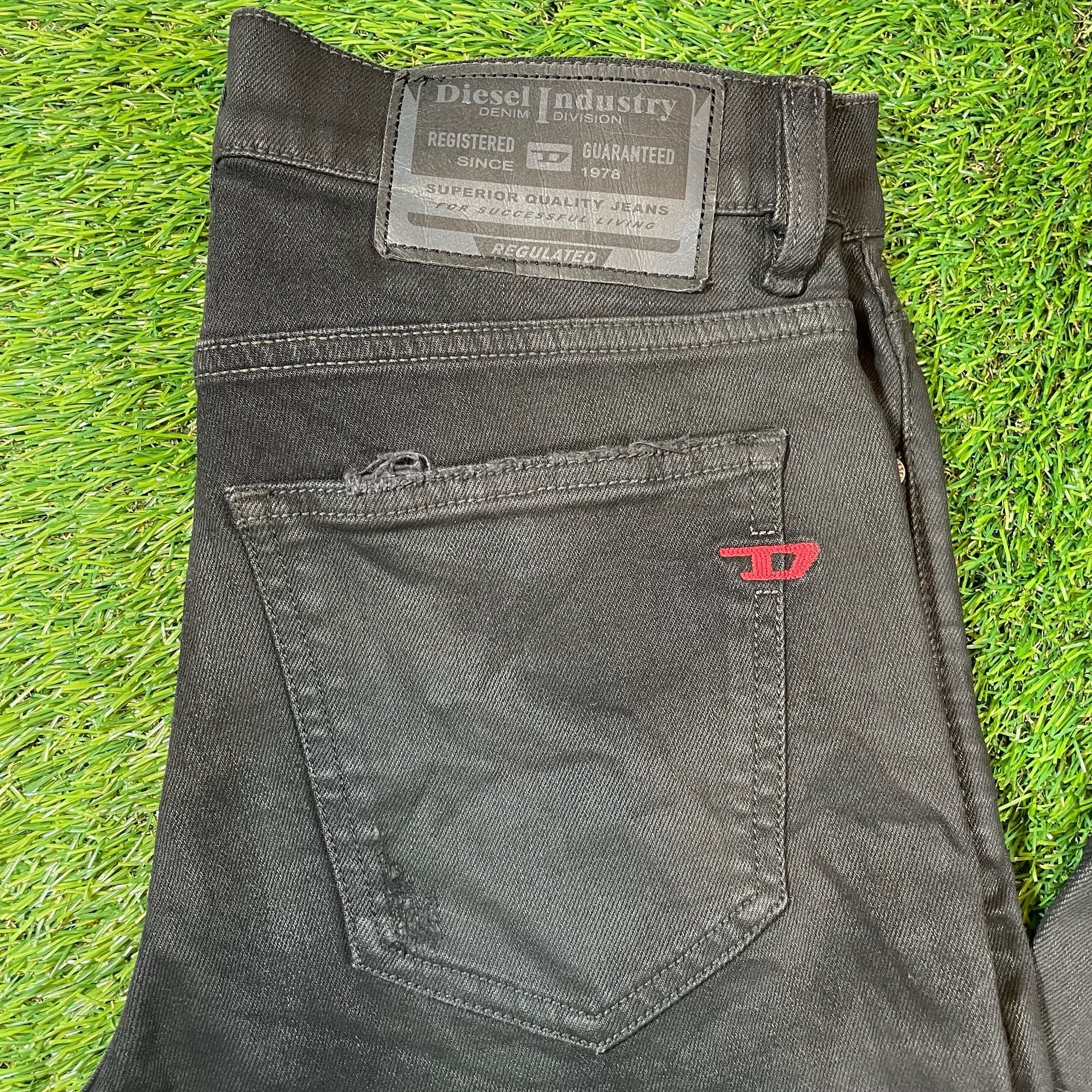 Diesel Slim Distressed Jeans W29 Black Coated Denim 9