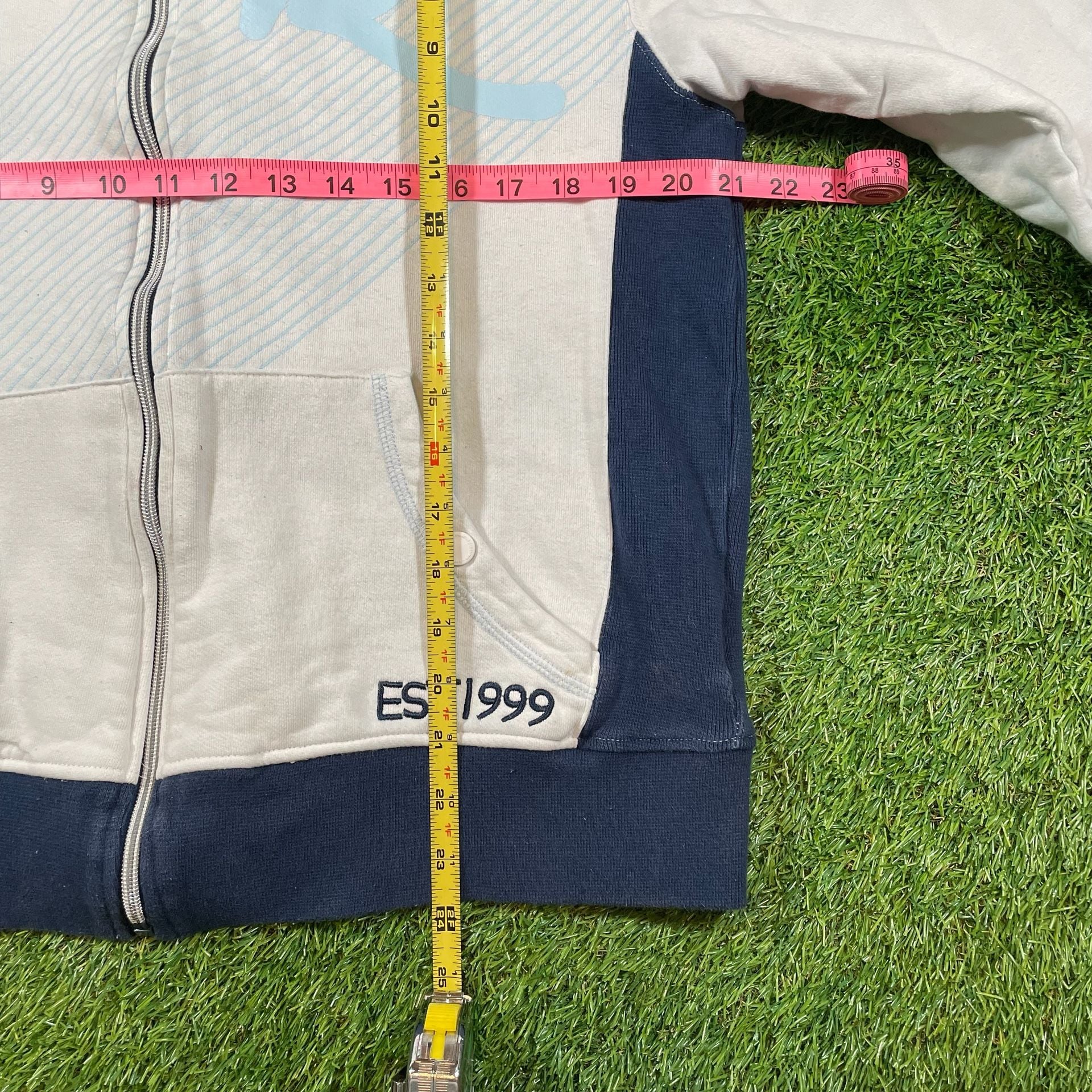 Roca Wear Full Zip Hoodie Size L (14-16) White Blue Graphic Jacket 8