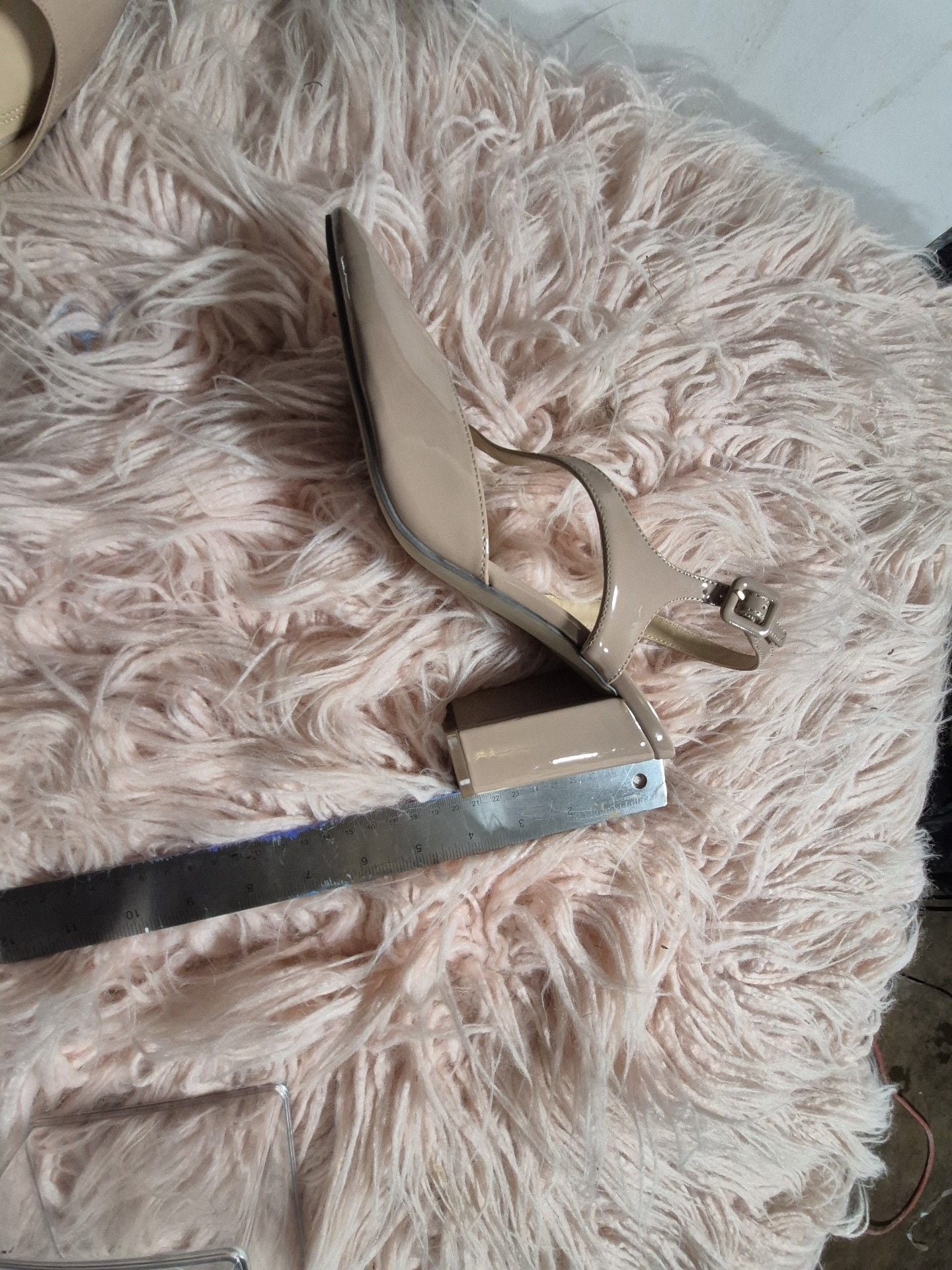 Unisa Slingback Heels Size 10M Nude Patent Pointed Toe Block Heel 4