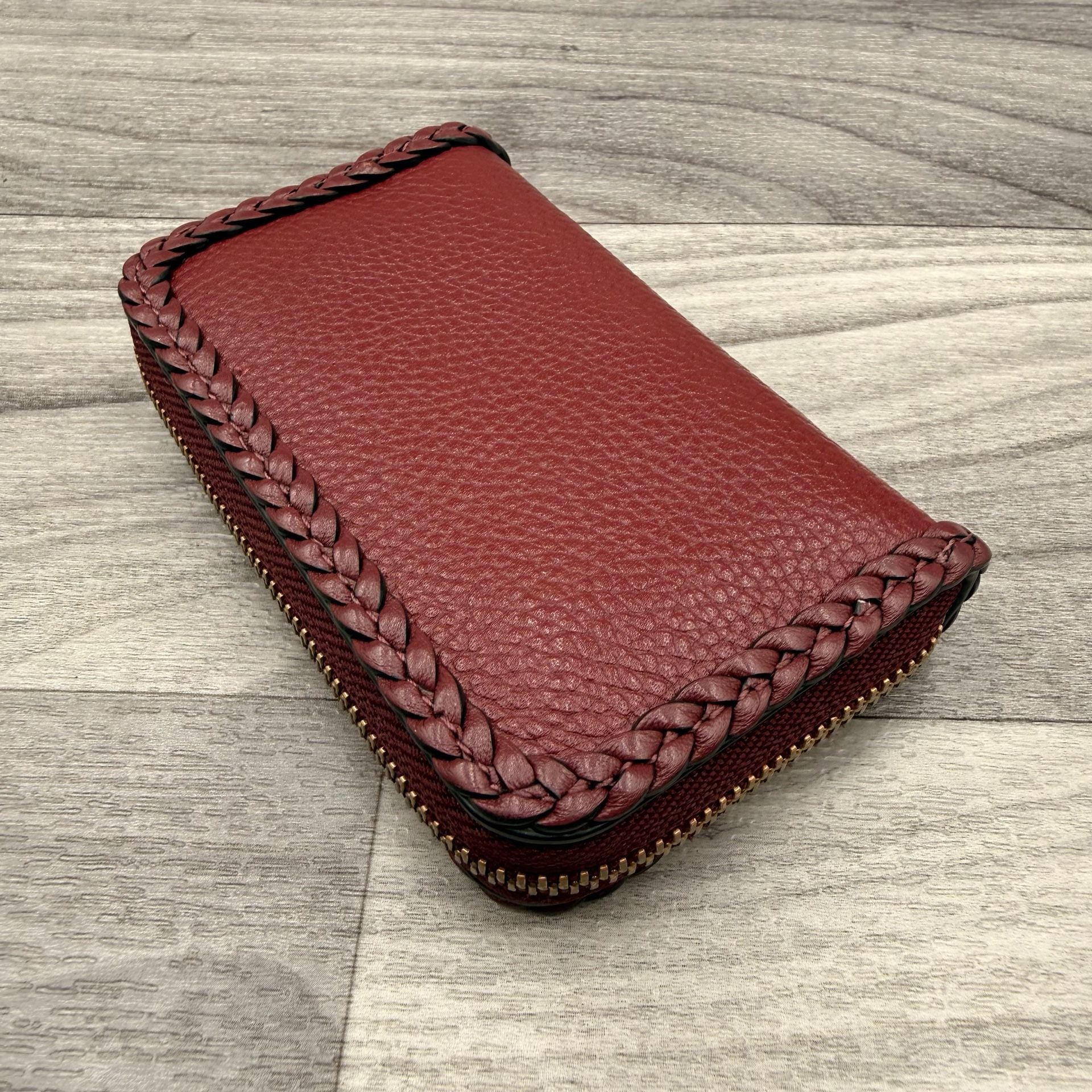 Product thumbnail 4