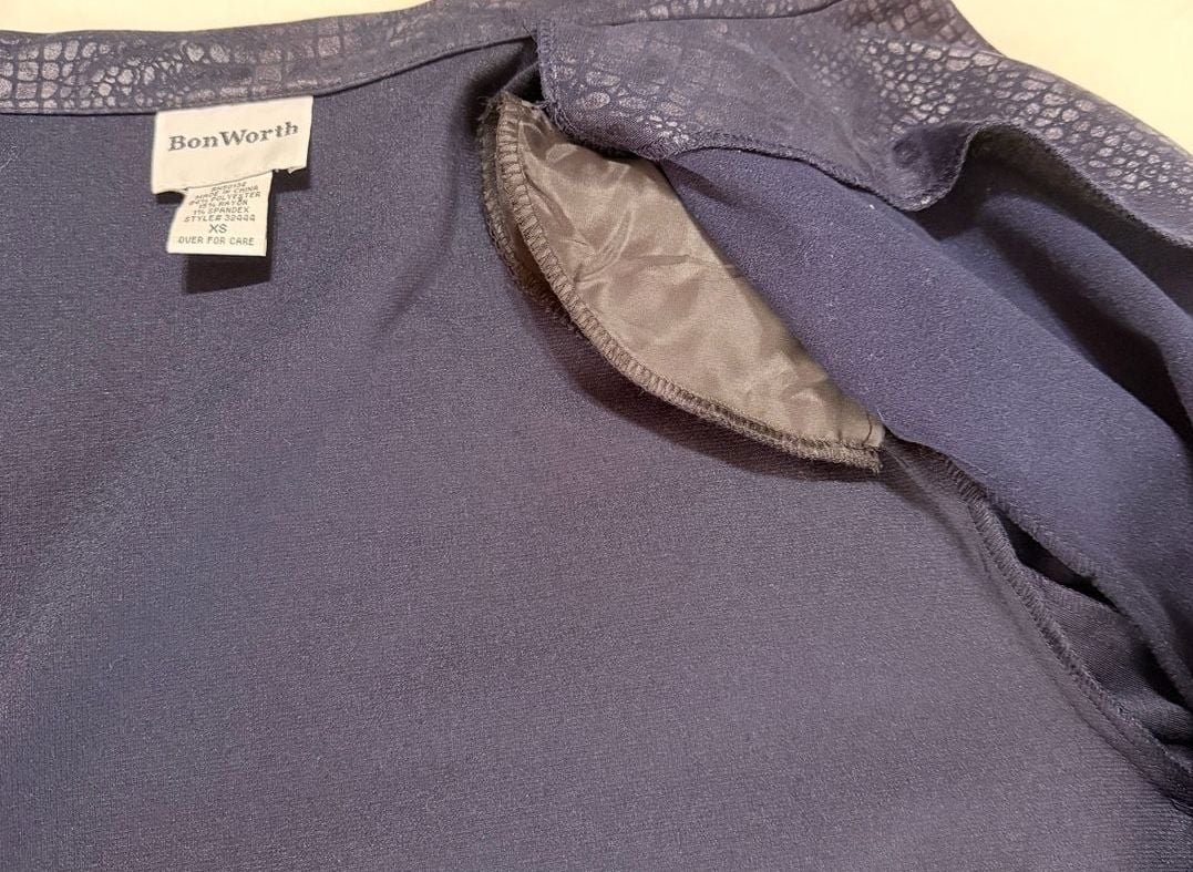 BonWorth Jacket Size XS Navy Metallic Faux Snake Texture Open Front 4