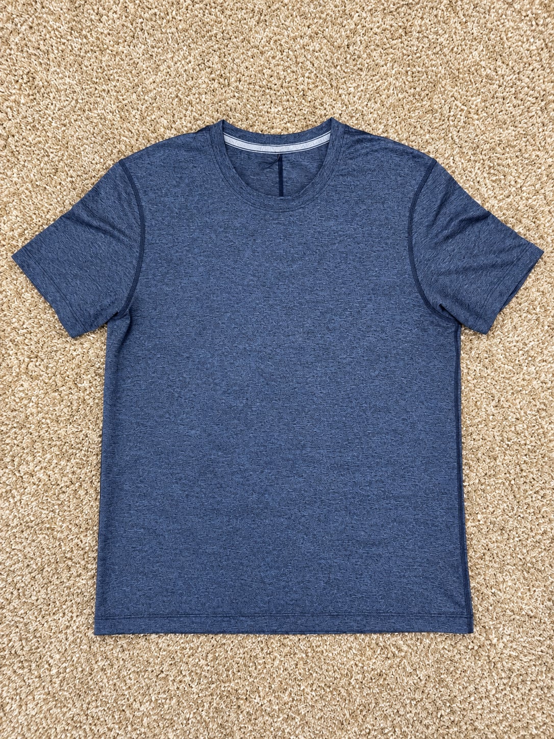 Lululemon Men’s Soft Jersey Short Sleeve Shirt Heather Navy, Size L 2