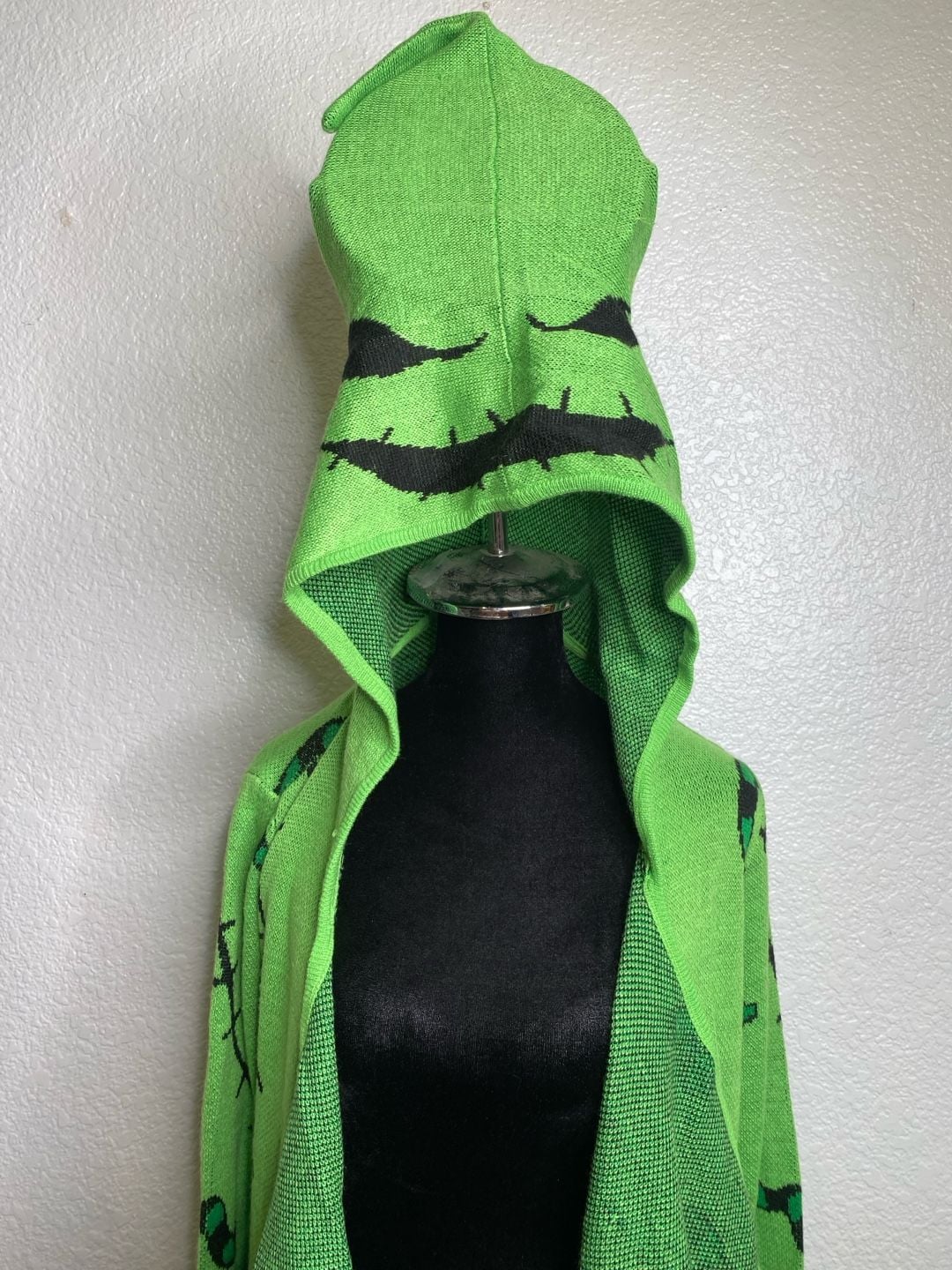 Disney The Nightmare Before Christmas Oogies Boogie Cardigan SM 2